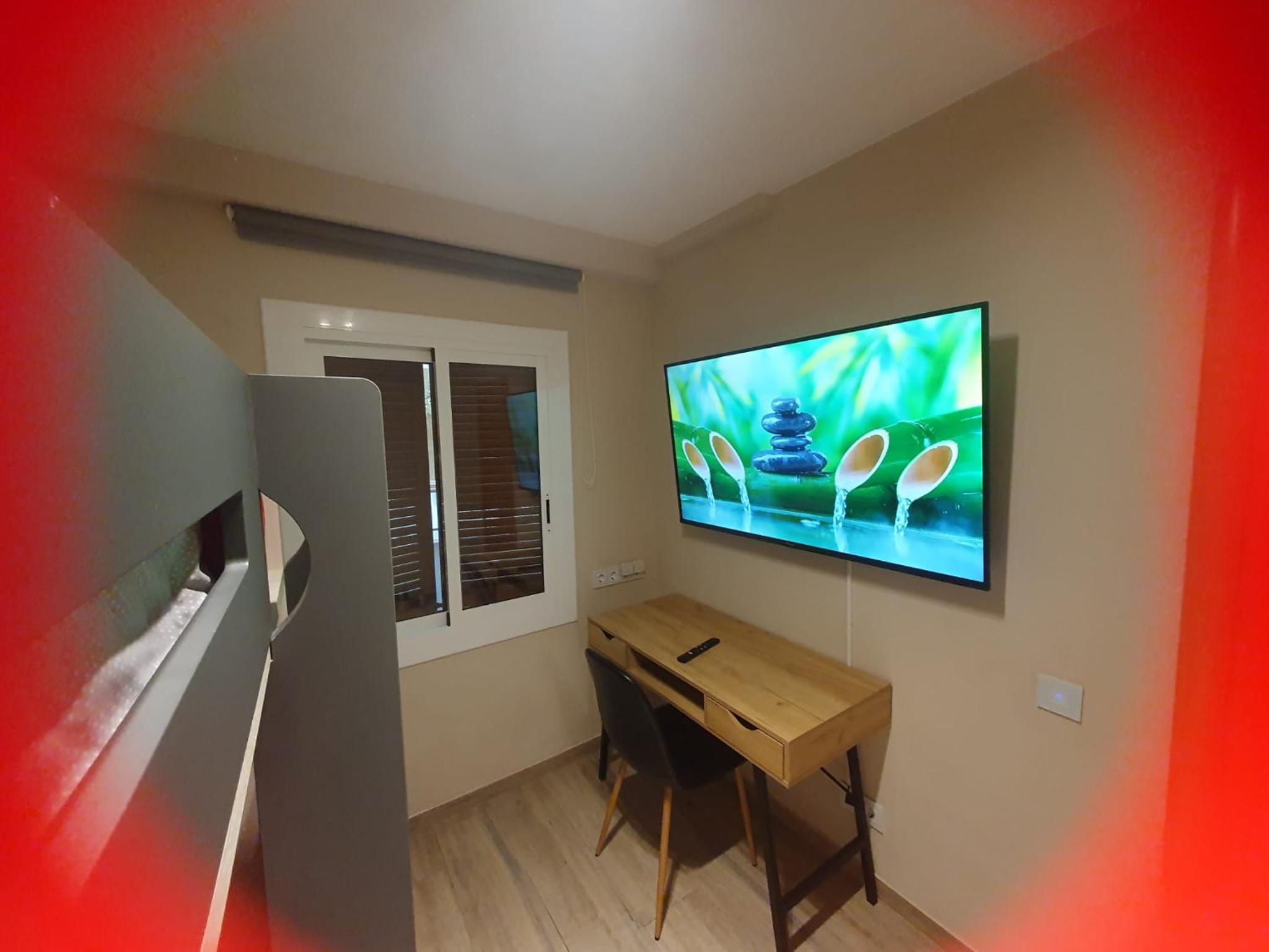Three-Bedroom Apartment with Water View photo 3