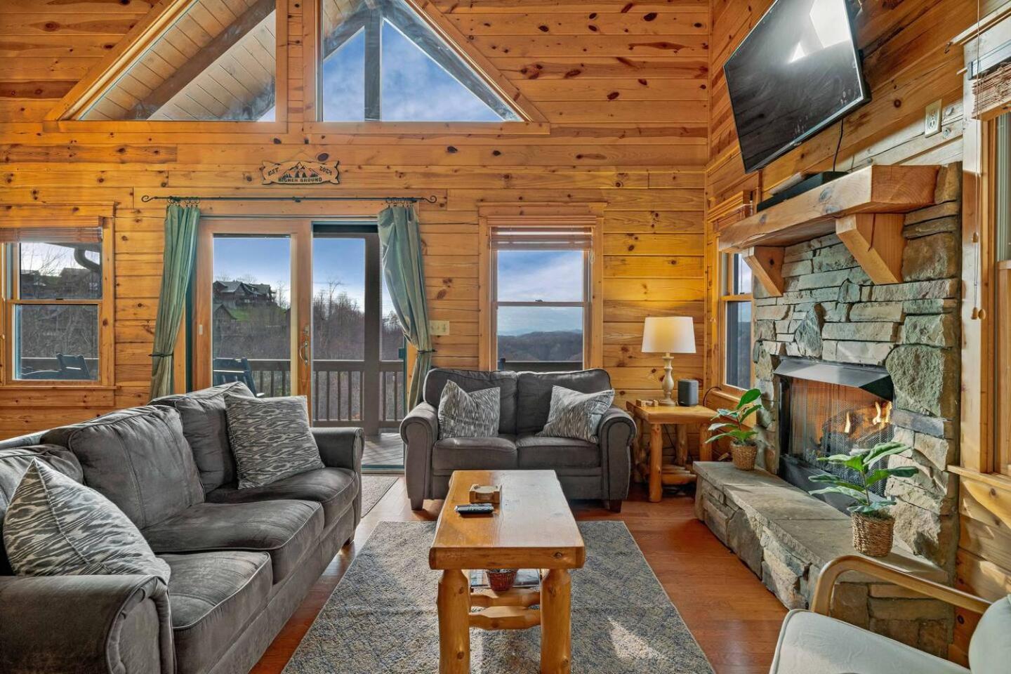 Four-Bedroom House photo 1