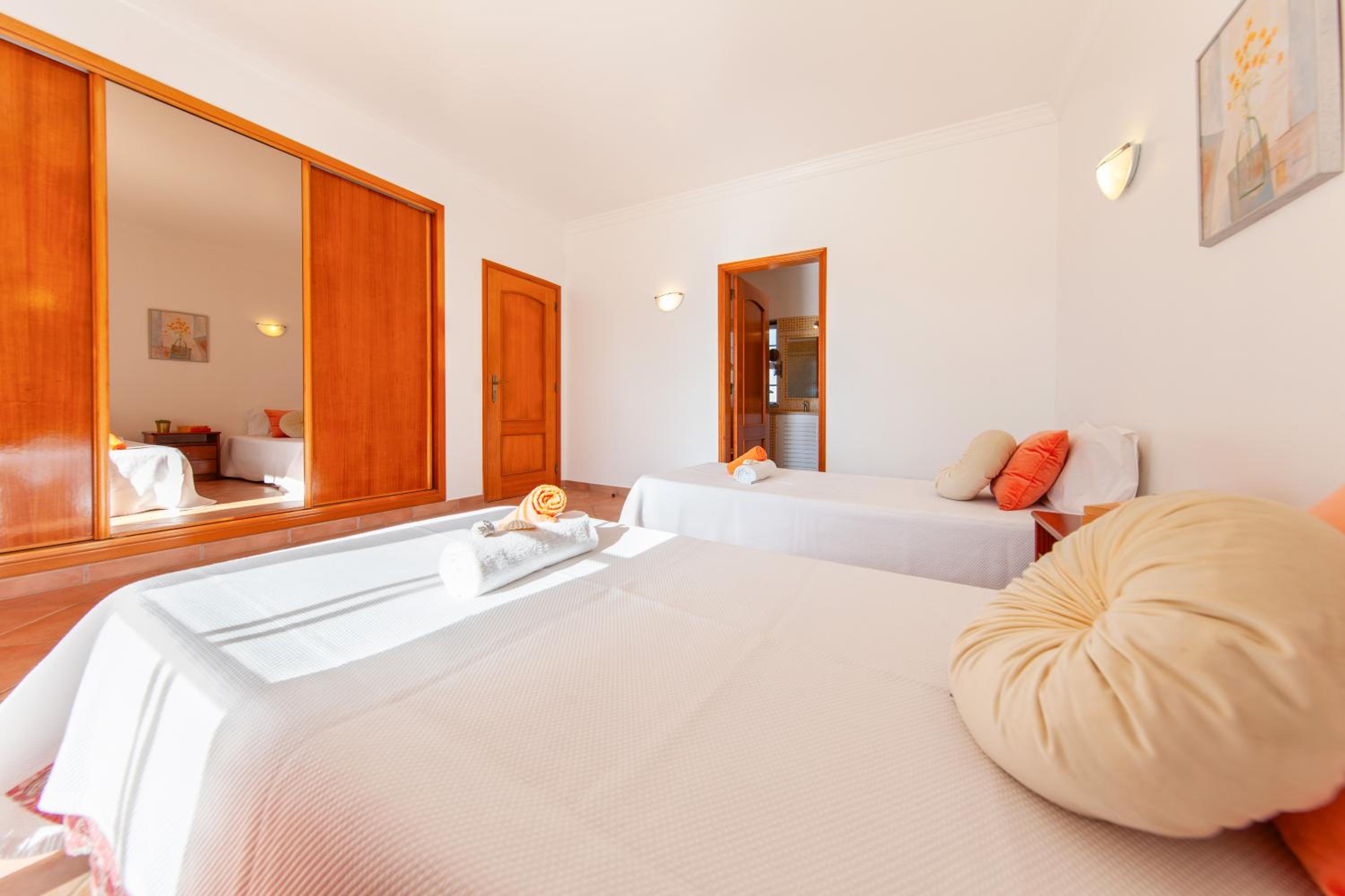 Villa photo 1