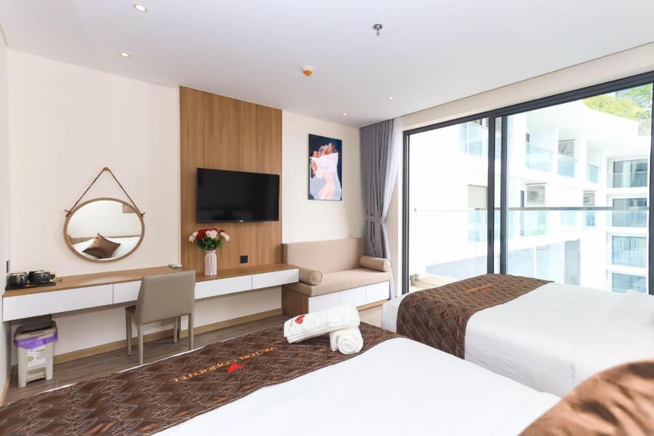 Family Suite With Balcony photo 2