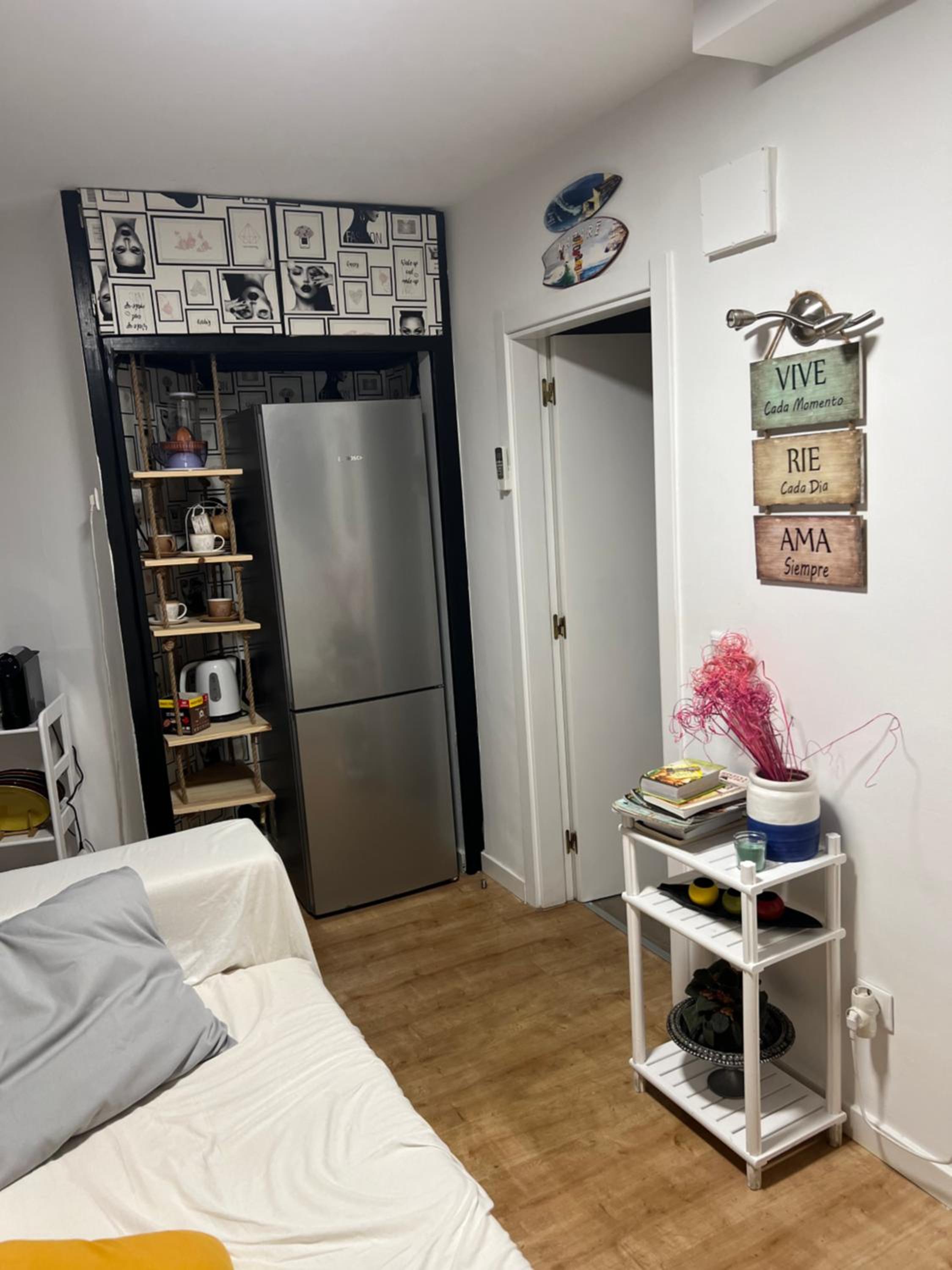Two-Bedroom Apartment with Terrace photo 2