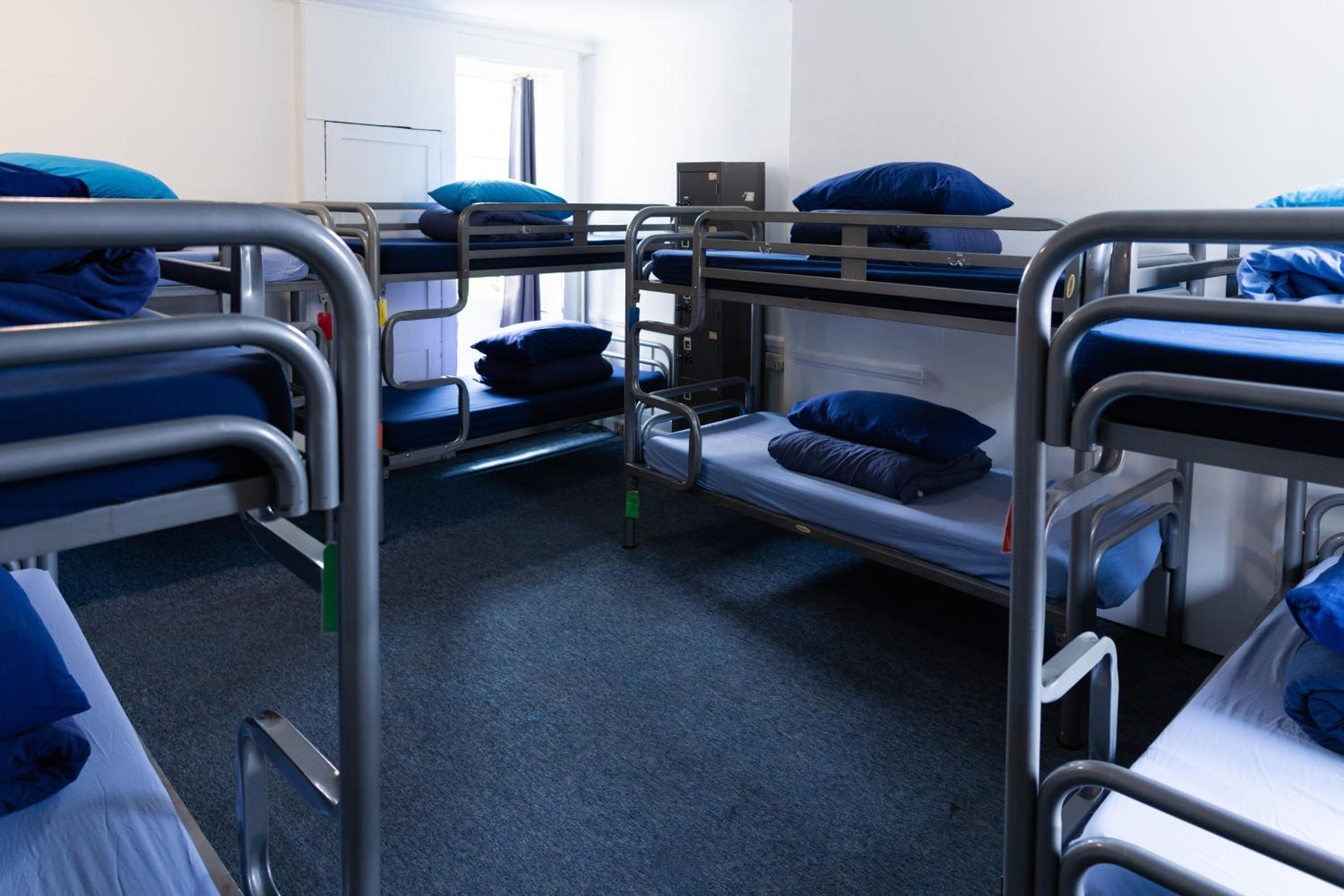 Bed in 10-Bed Mixed Dormitory Room photo 1