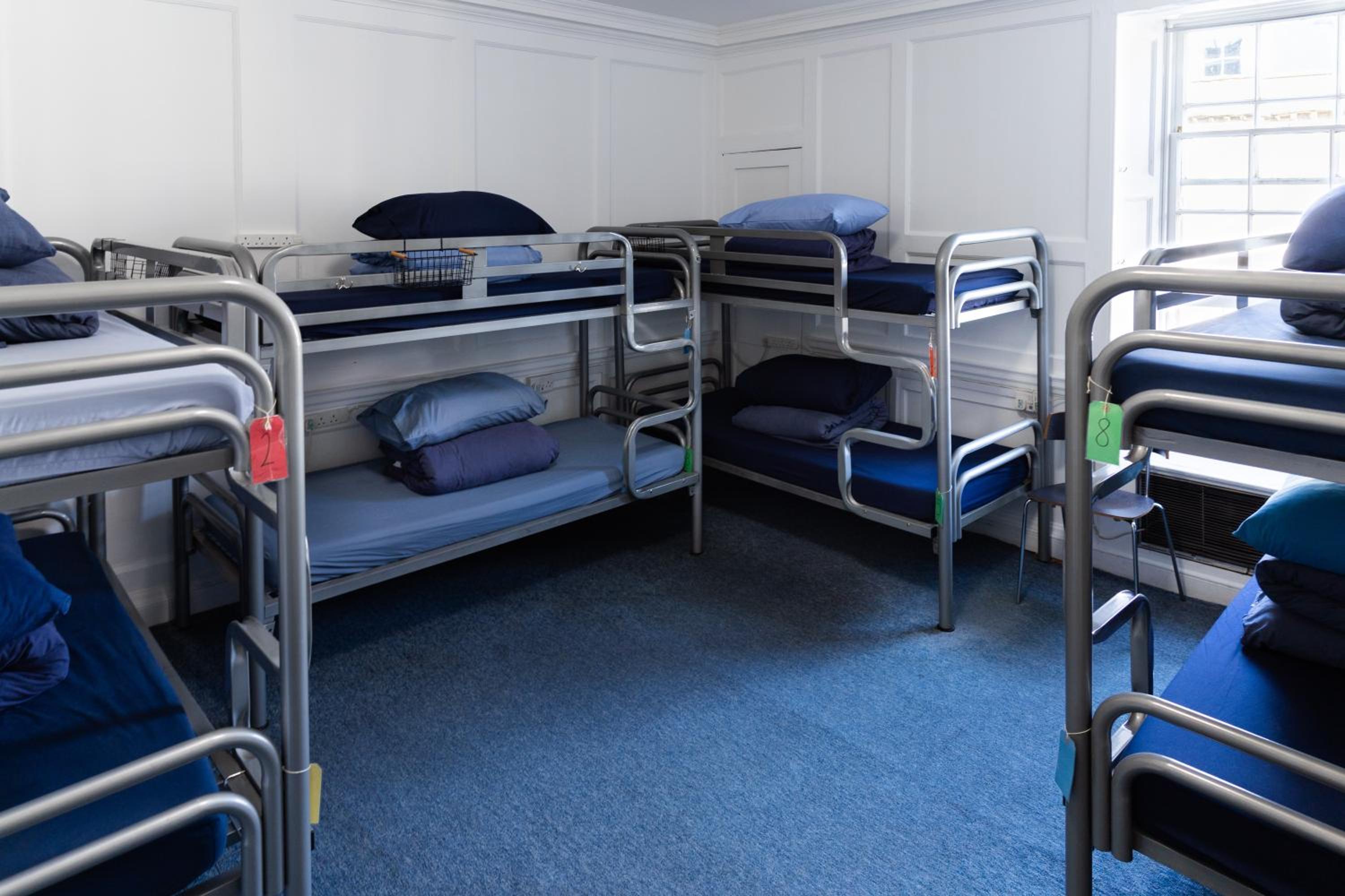 Bed in 8-Bed Female Dormitory Room photo 1
