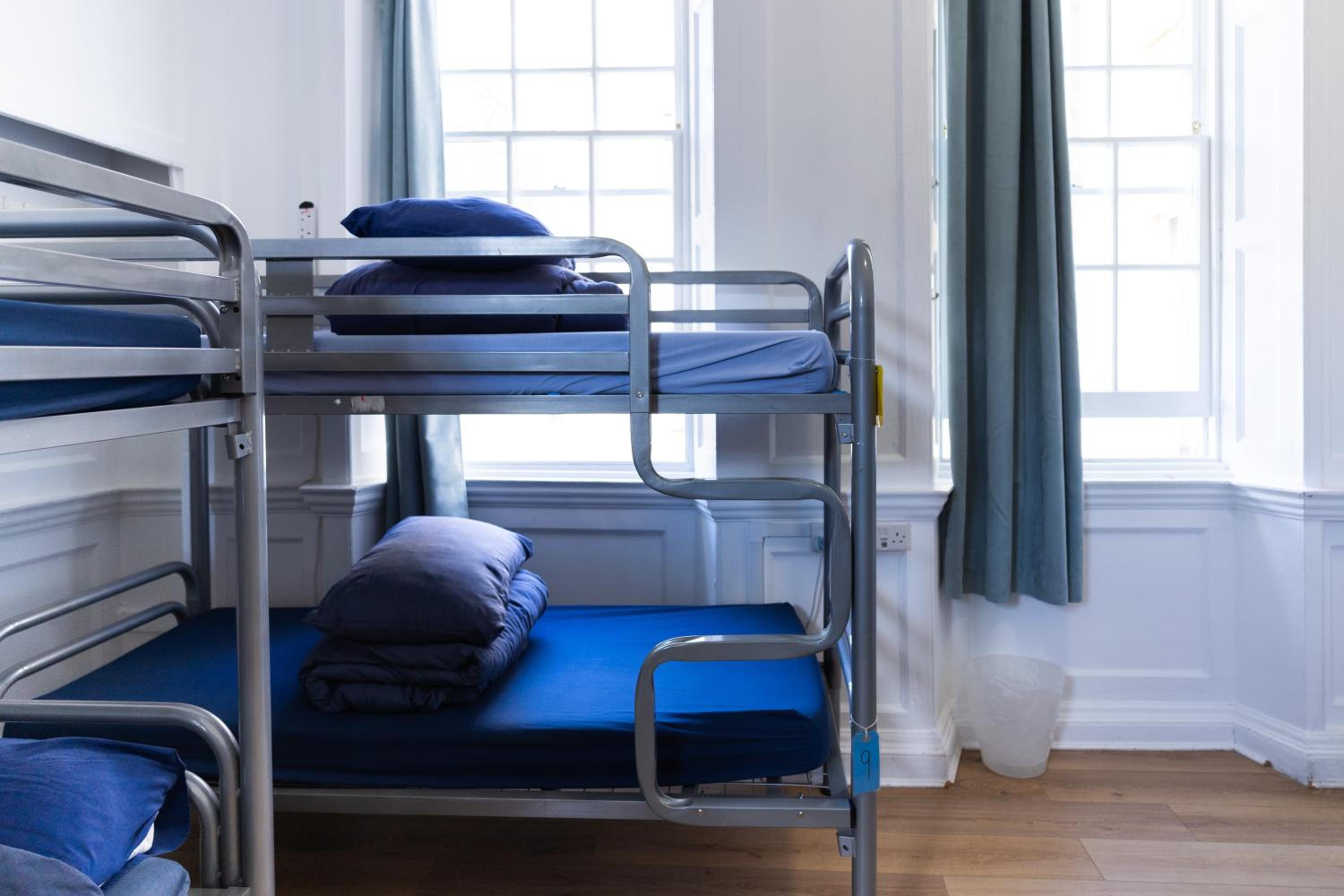 Bed in 10-Bed Female Dormitory Room photo 3