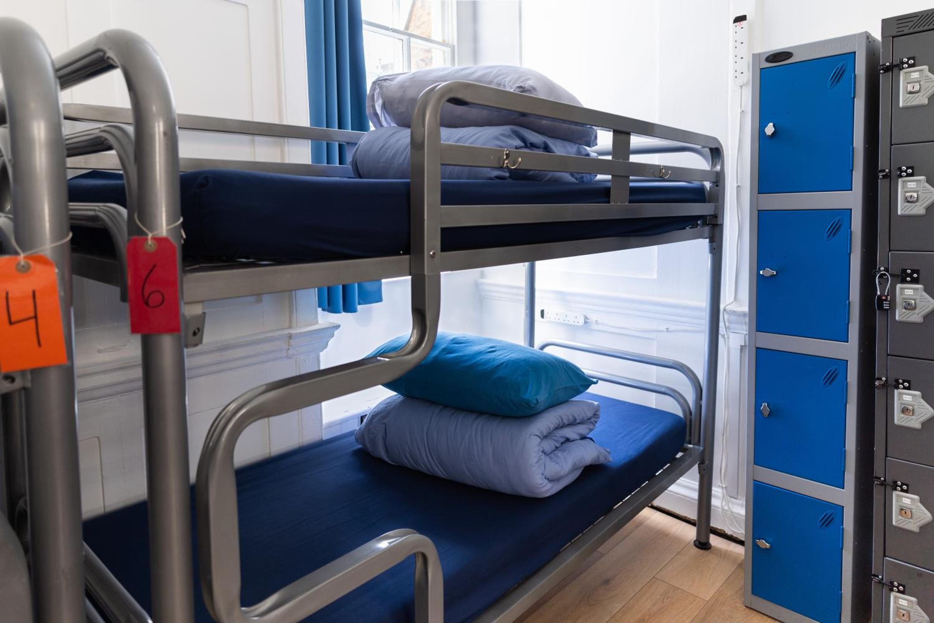 Bed in 10-Bed Female Dormitory Room photo 2