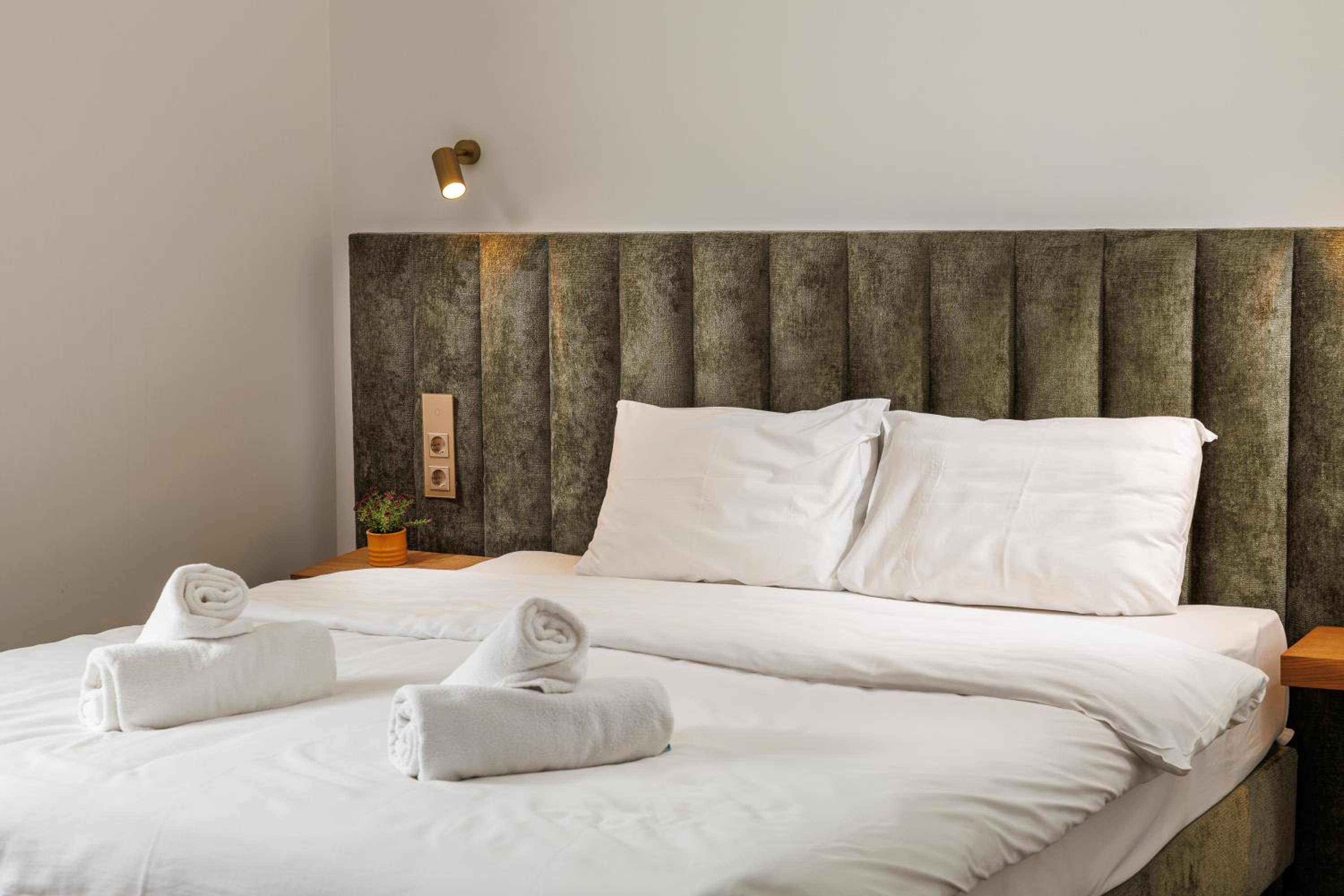 Deluxe Double Room with Sofa photo 1