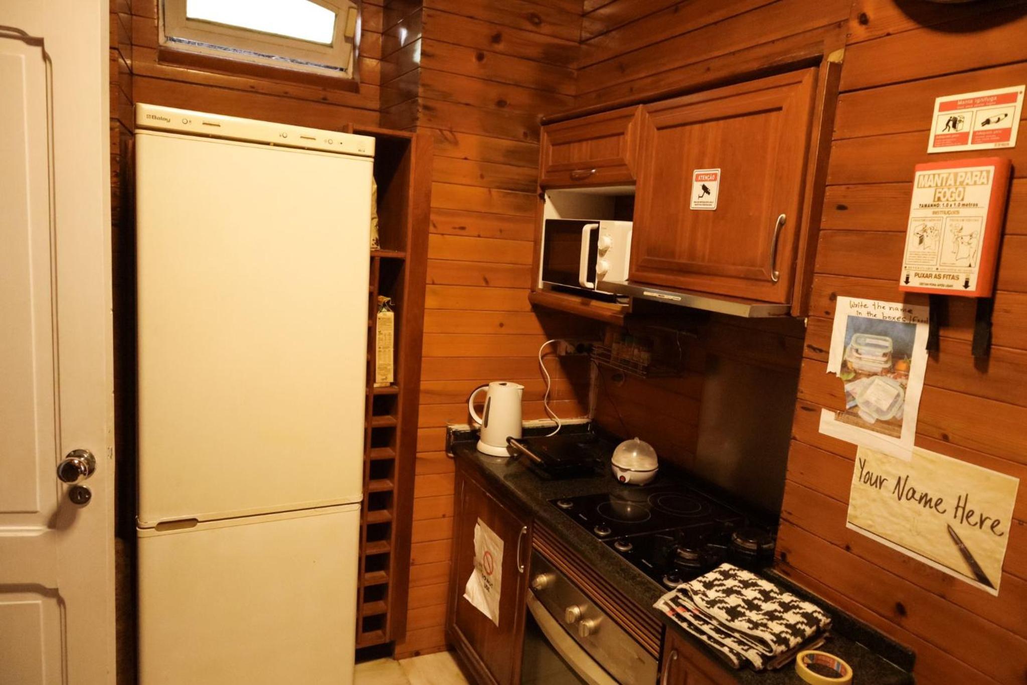Standard Double Room - Photo 13
