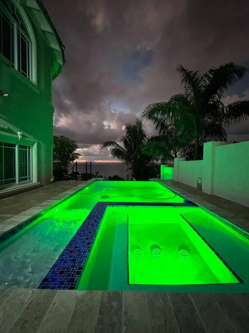 Villa photo 2