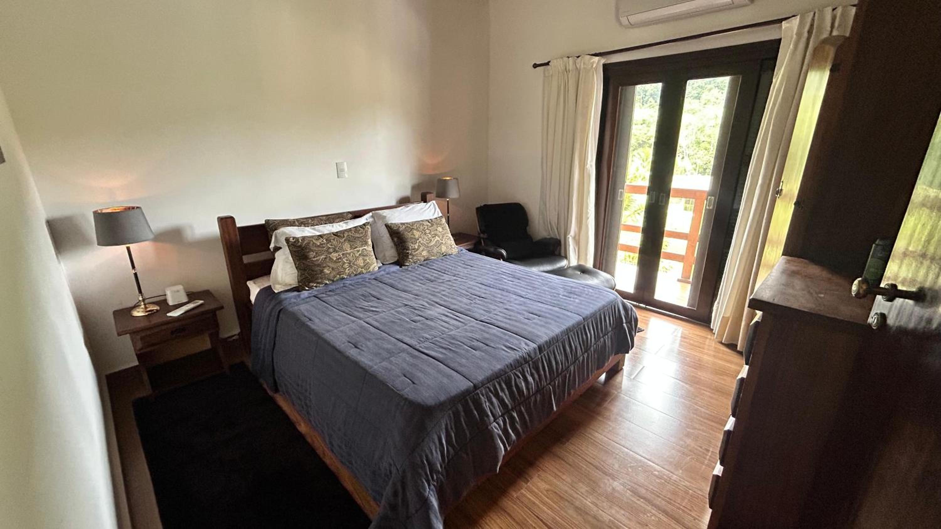 One-Bedroom House photo 3