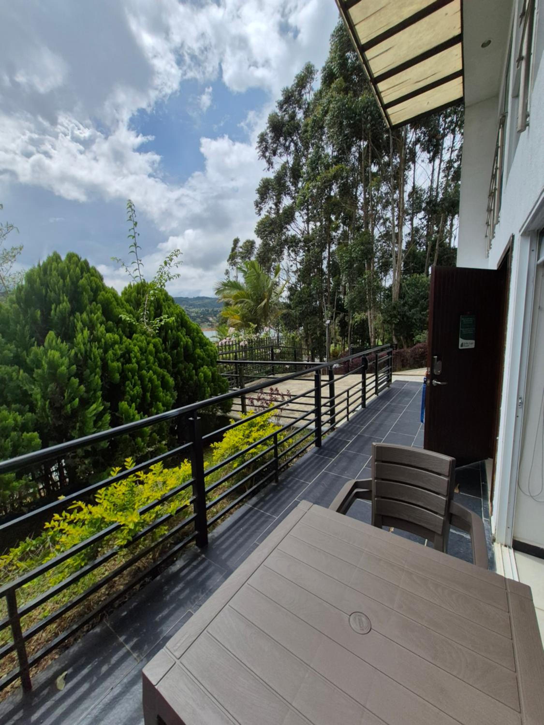 Apartment with Terrace photo 2