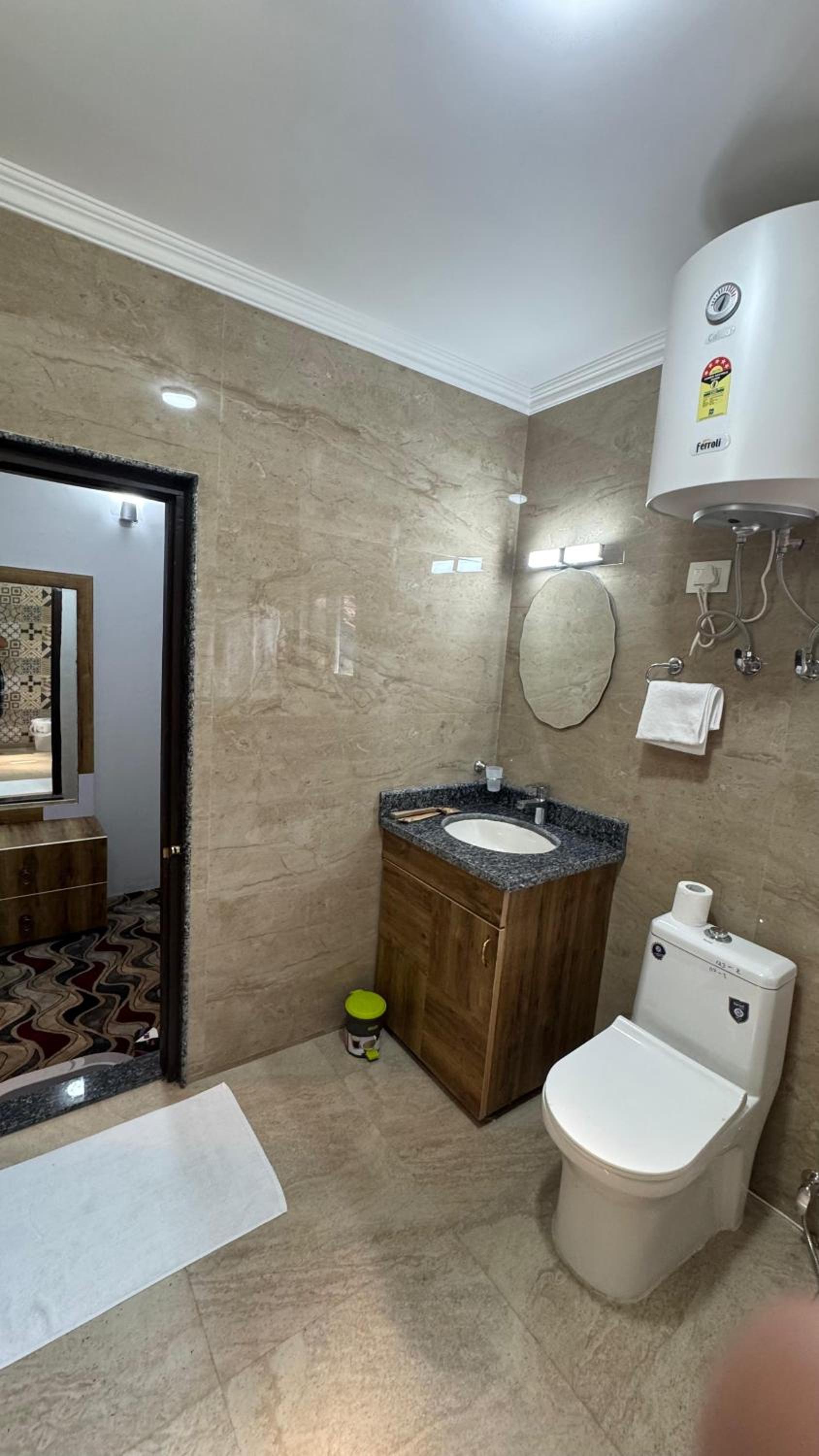 Deluxe Room - Photo 7