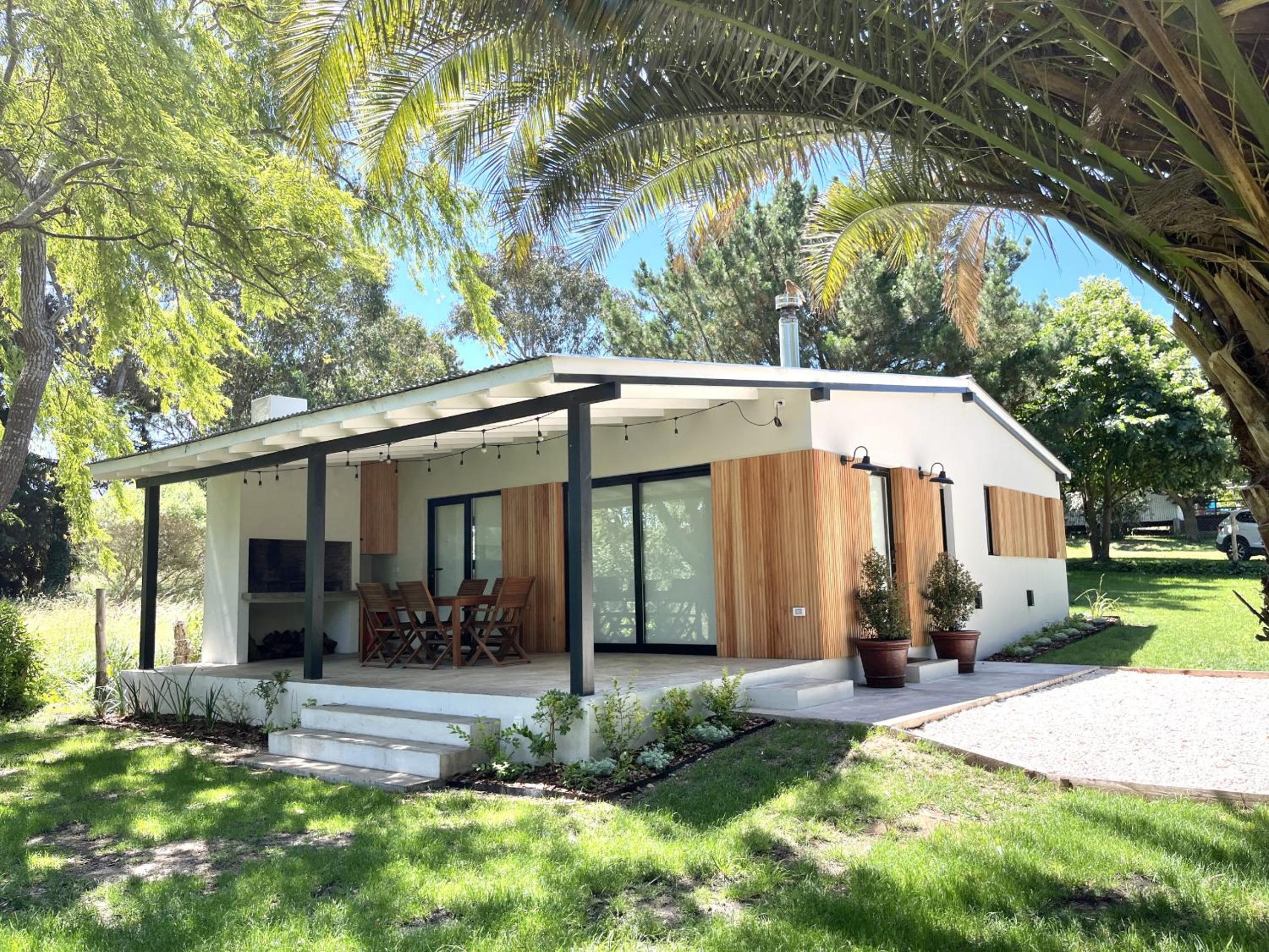 Two-Bedroom House photo 2