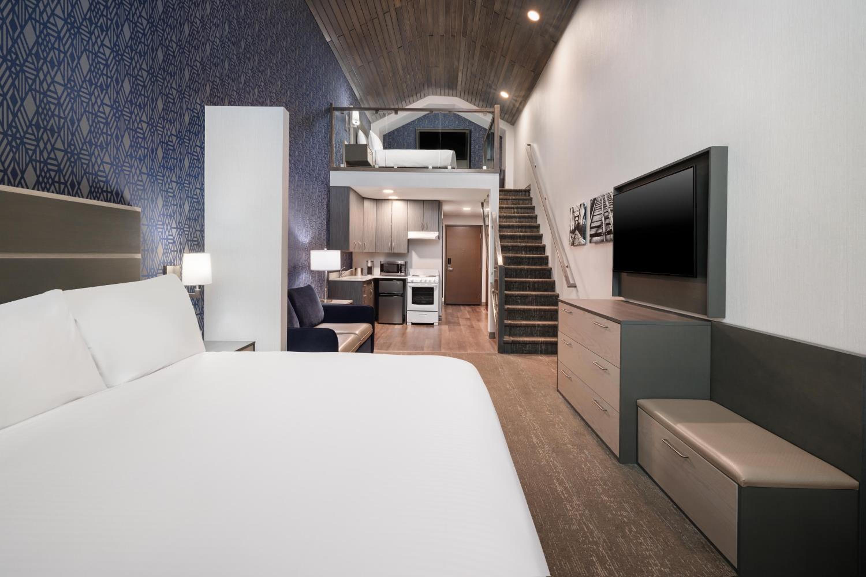 Loft Room with Full Kitchen