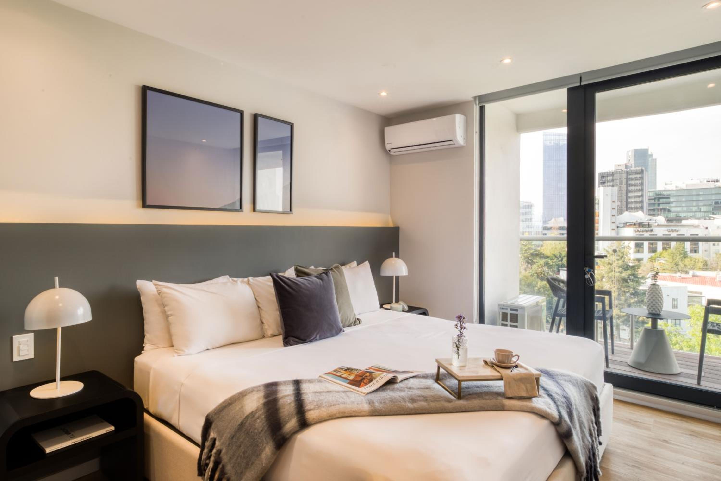 Platinum Apartment photo 3