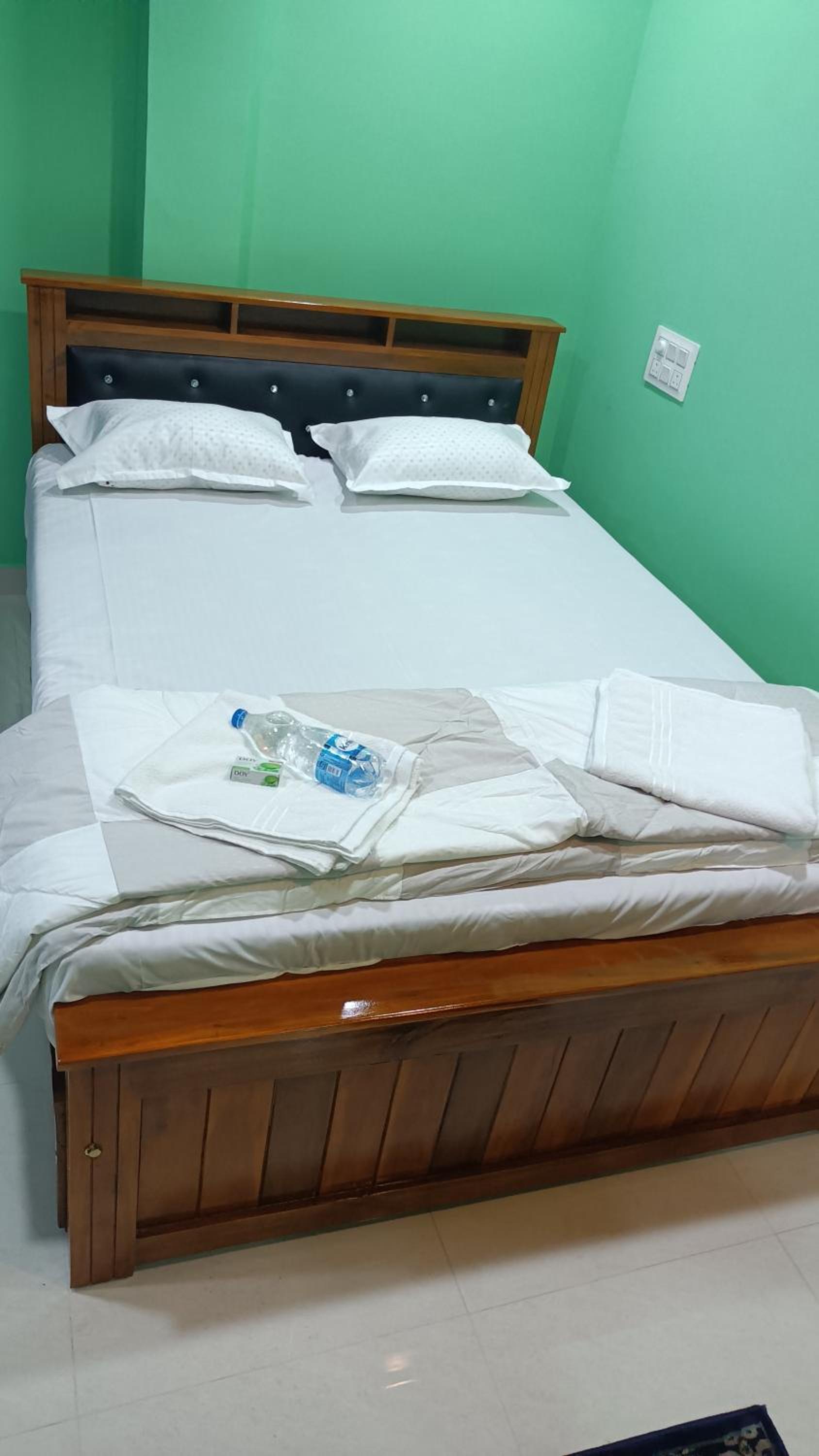 Double Room with Private Bathroom photo 3