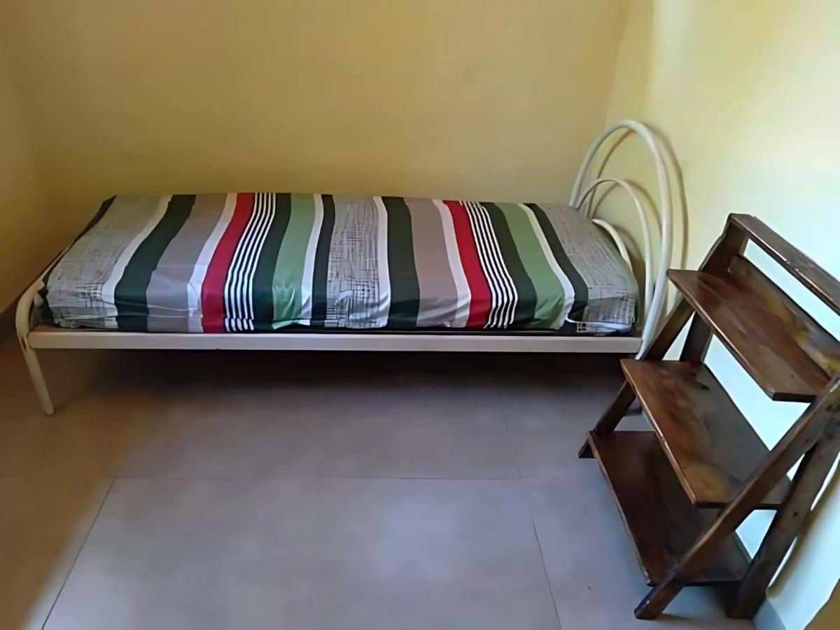 Single Bed in Dormitory Room photo 2