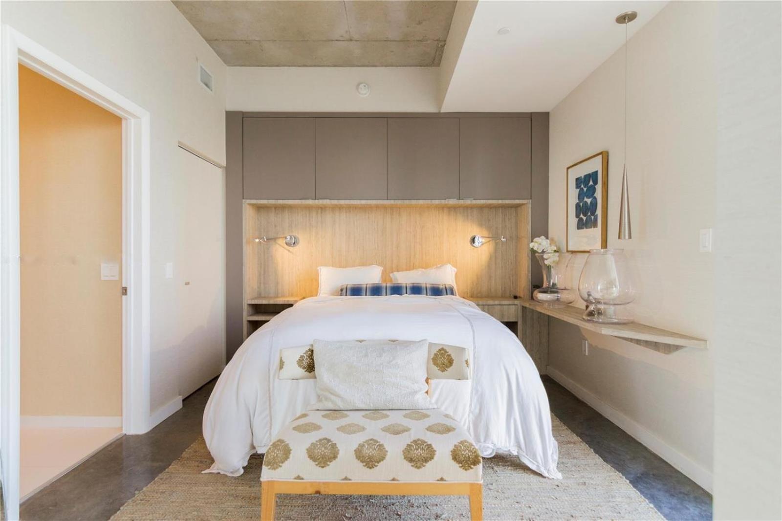 Studio Apartment With Balcony photo 1