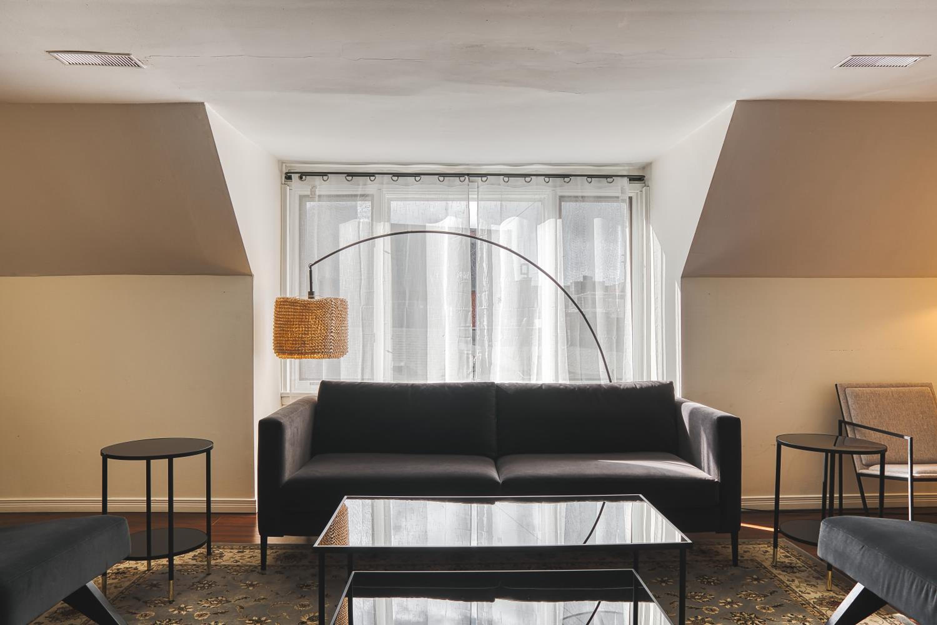 Three-Bedroom Apartment - Photo 1