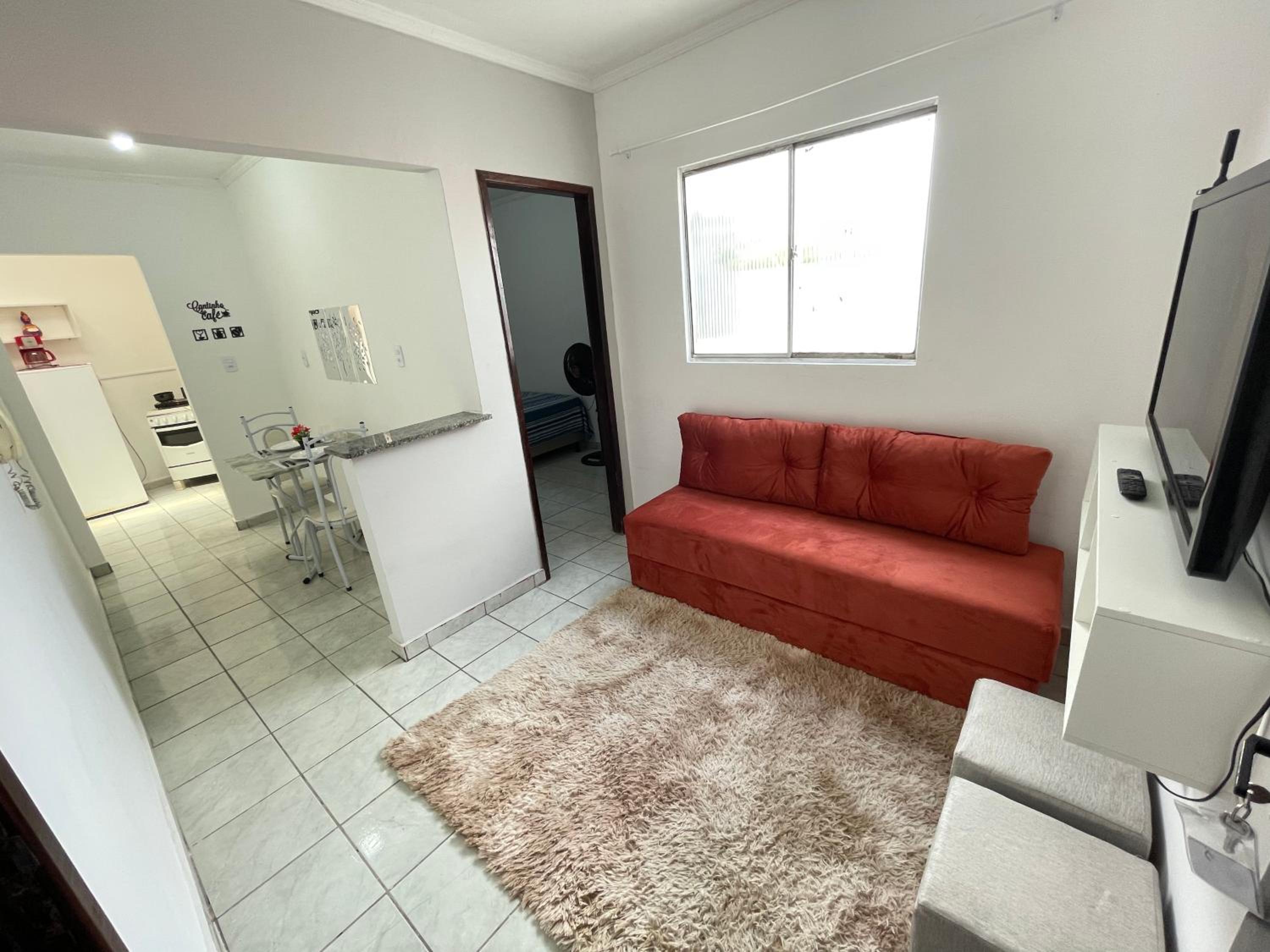 One-Bedroom Apartment photo 1