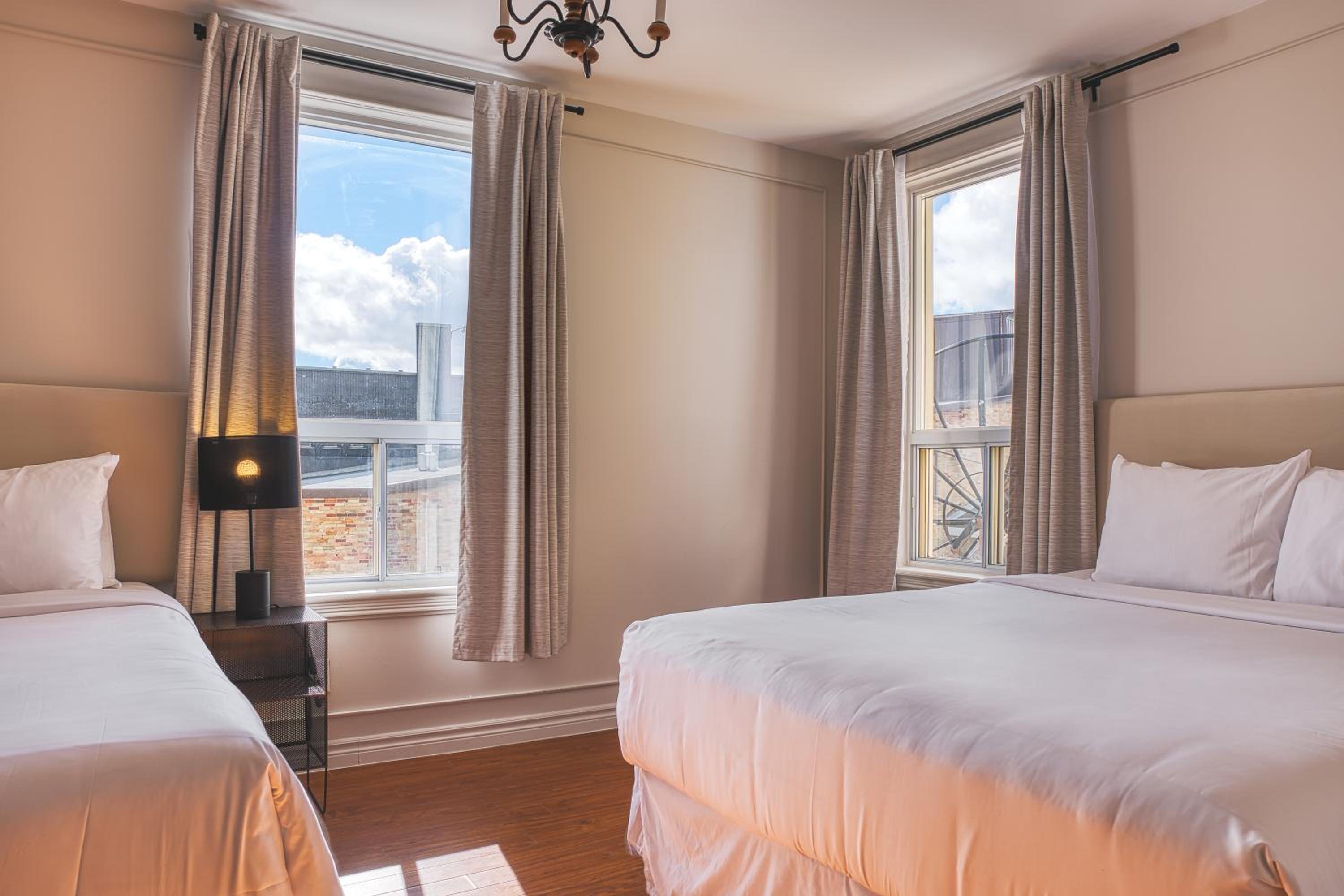 Family Suite - Photo 1