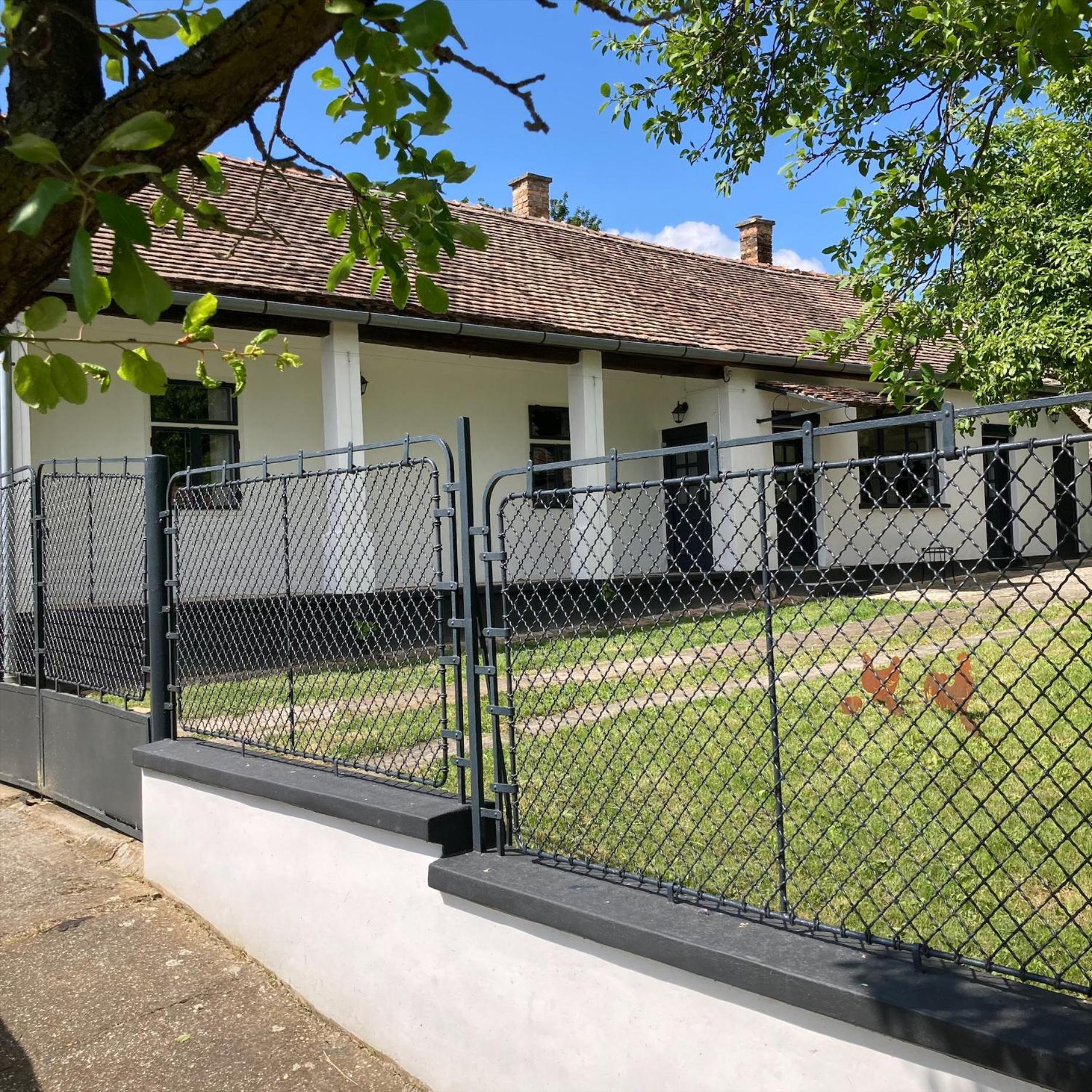 Two-Bedroom House photo 2