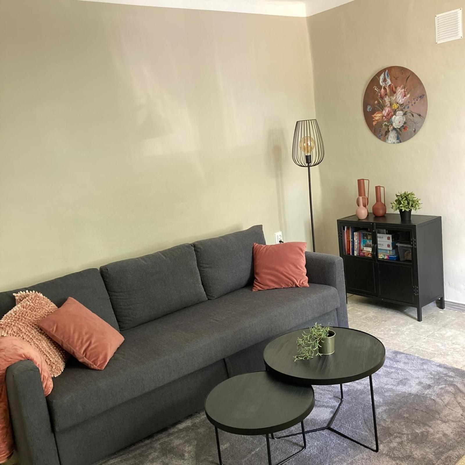 Two-Bedroom House photo 3
