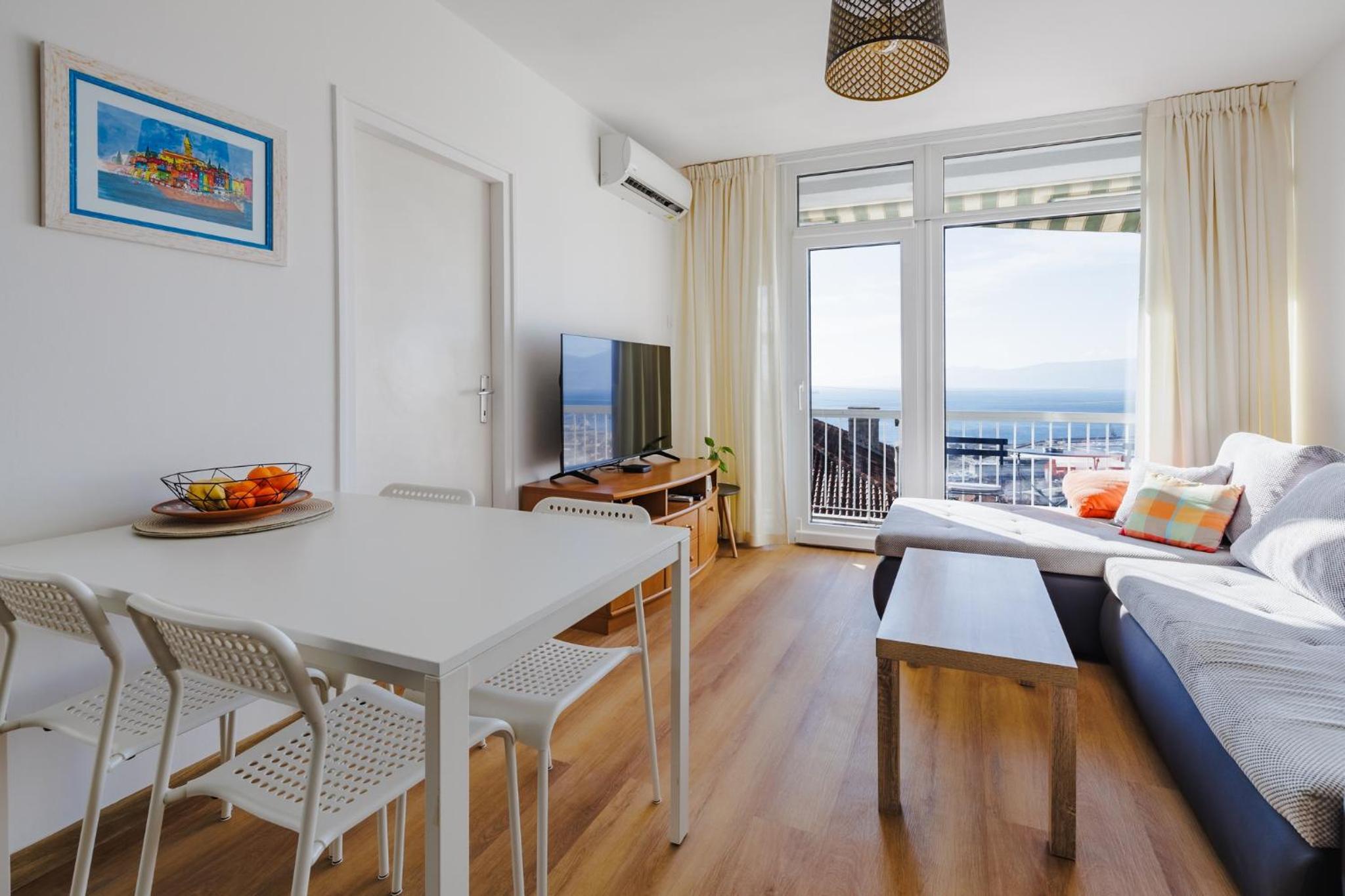 Two-Bedroom Apartment with Balcony and Sea View