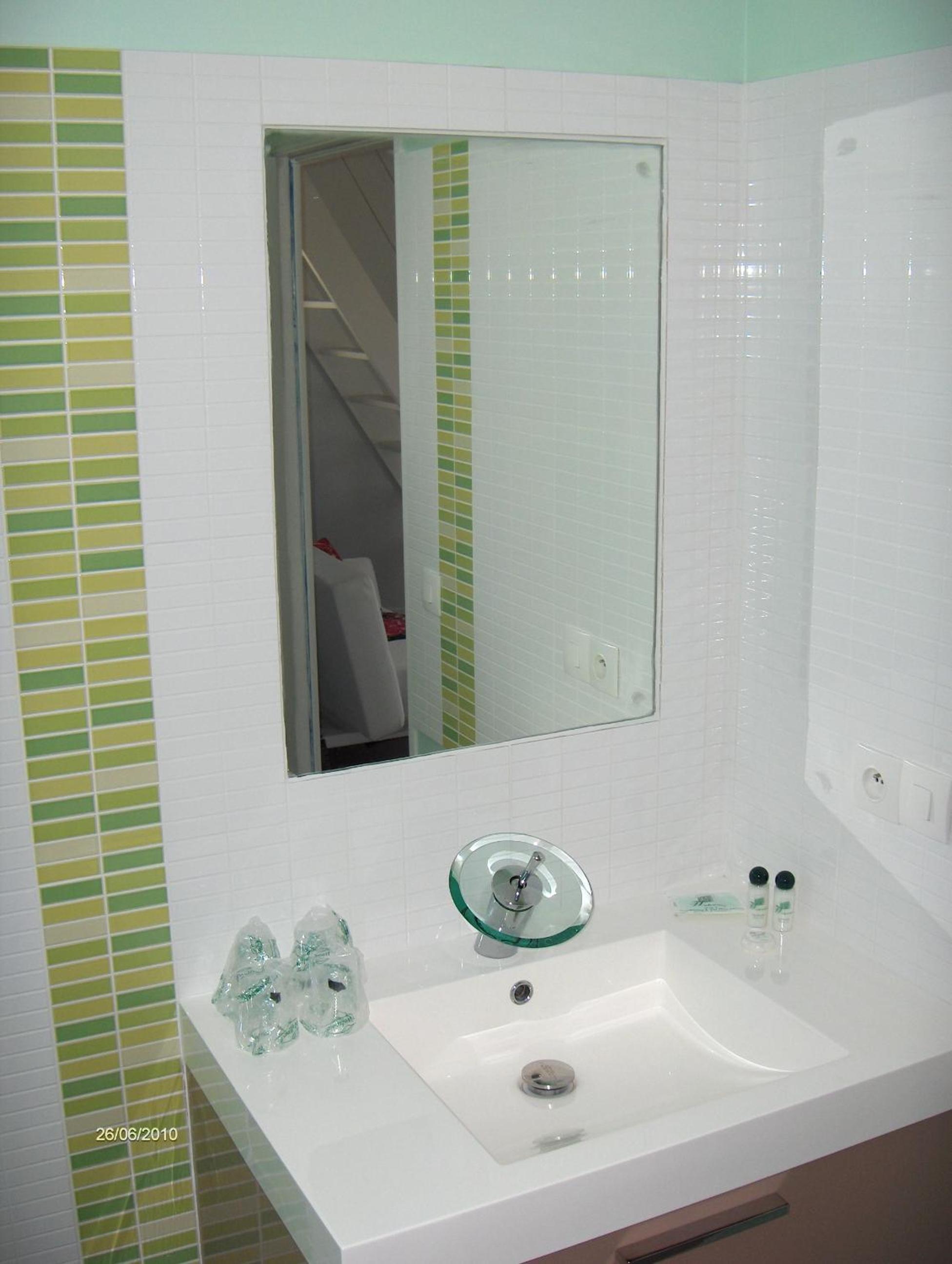 Quadruple Suite Room - Photo 6