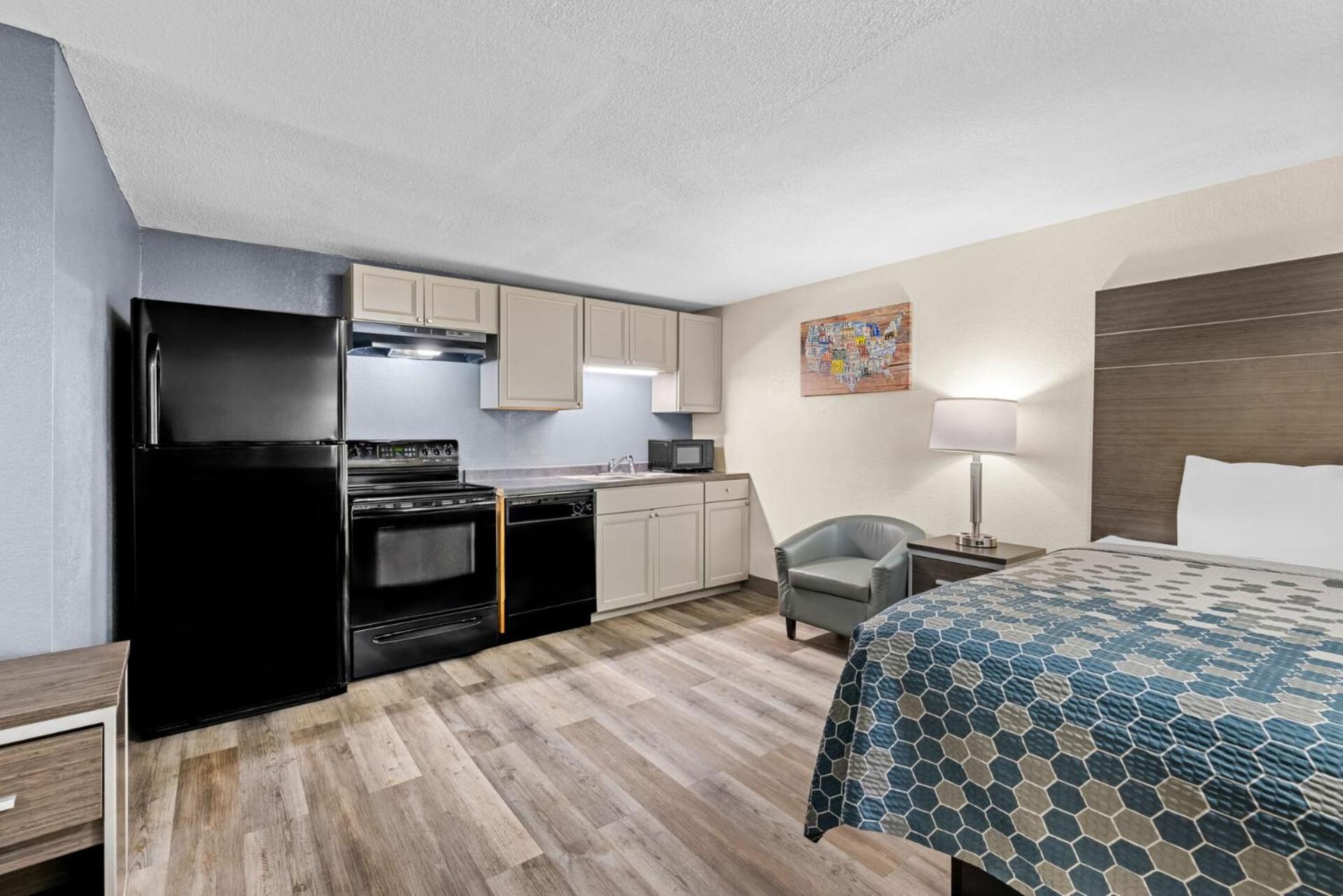 Double Room with Two Double Beds - Smoking - Photo 1