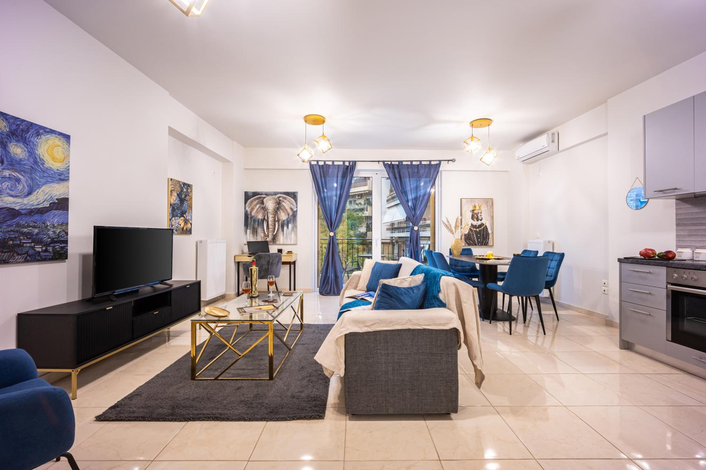 Two-Bedroom Apartment with Balcony photo 3