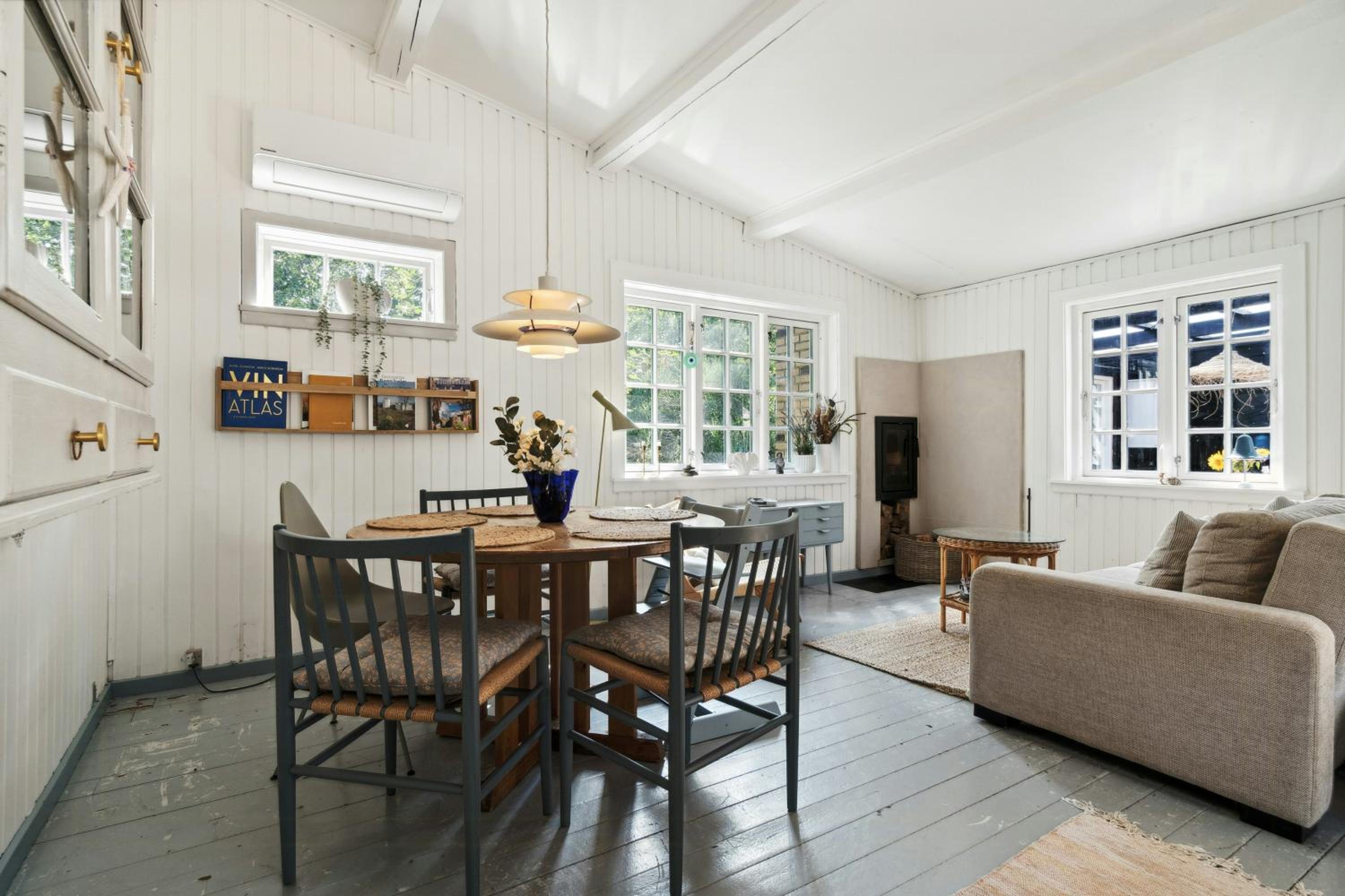 Two-Bedroom Holiday Home photo 2