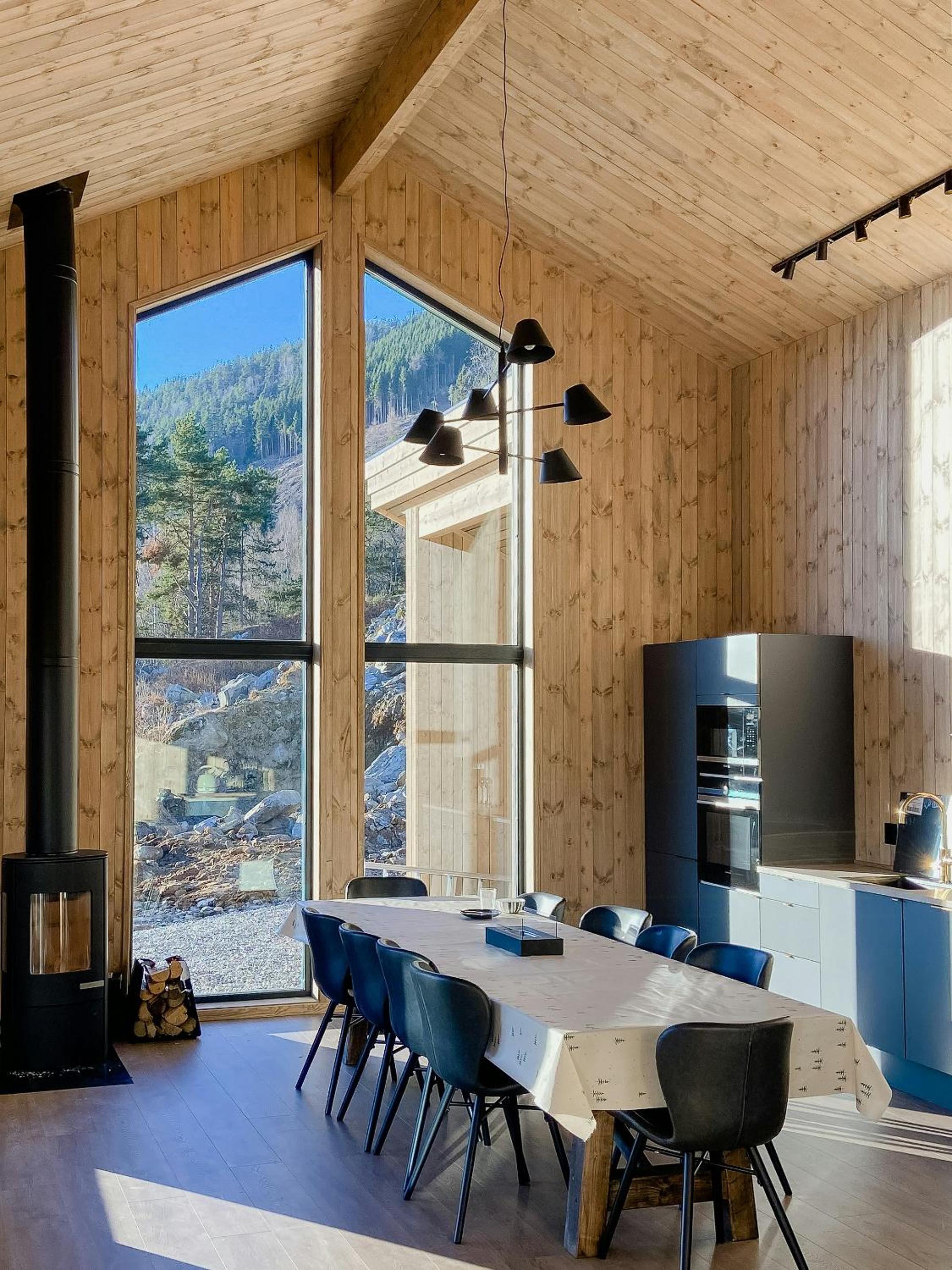 Four-Bedroom Vacation Home photo 2