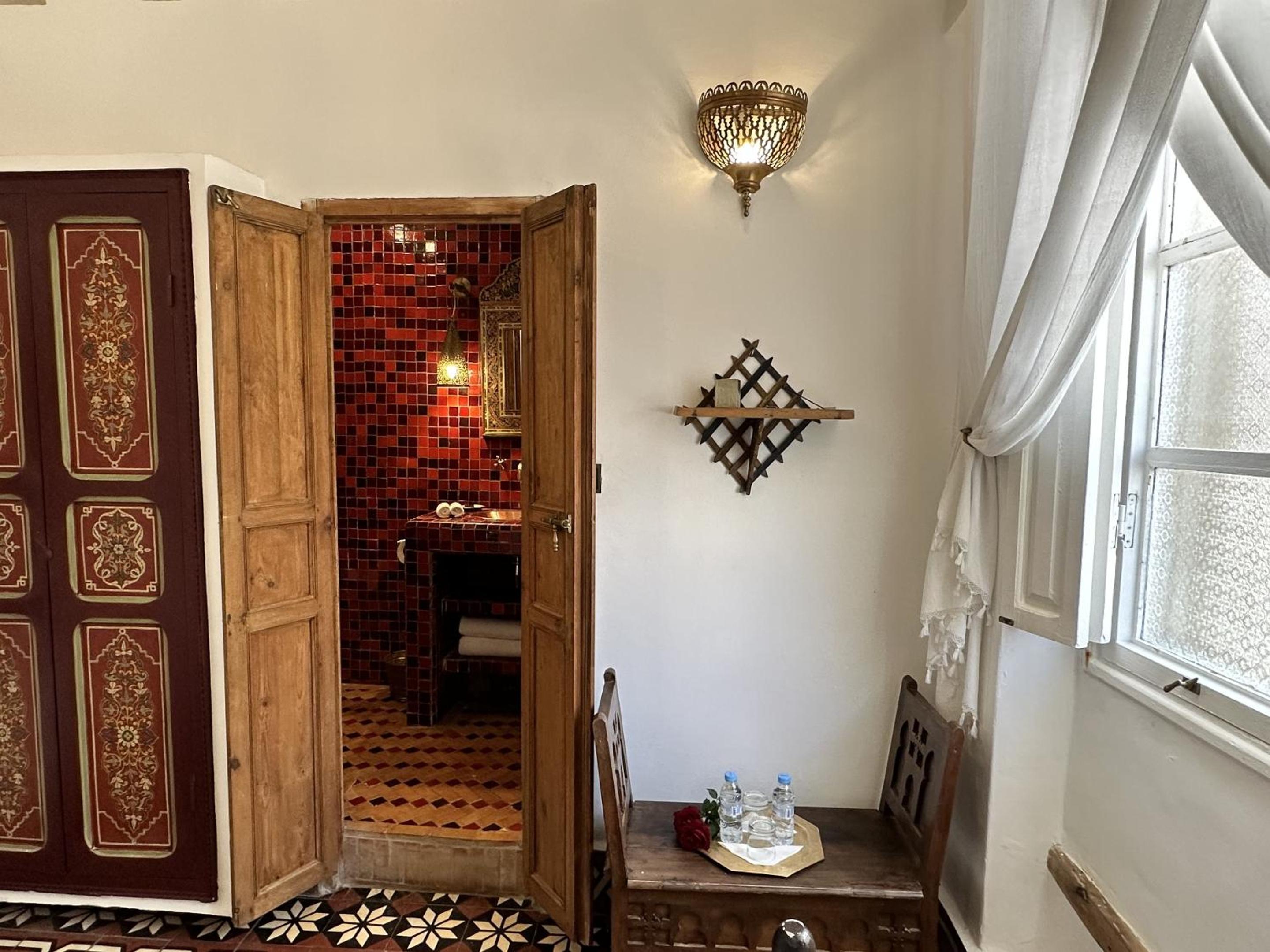 Superior Double Room - Photo 12