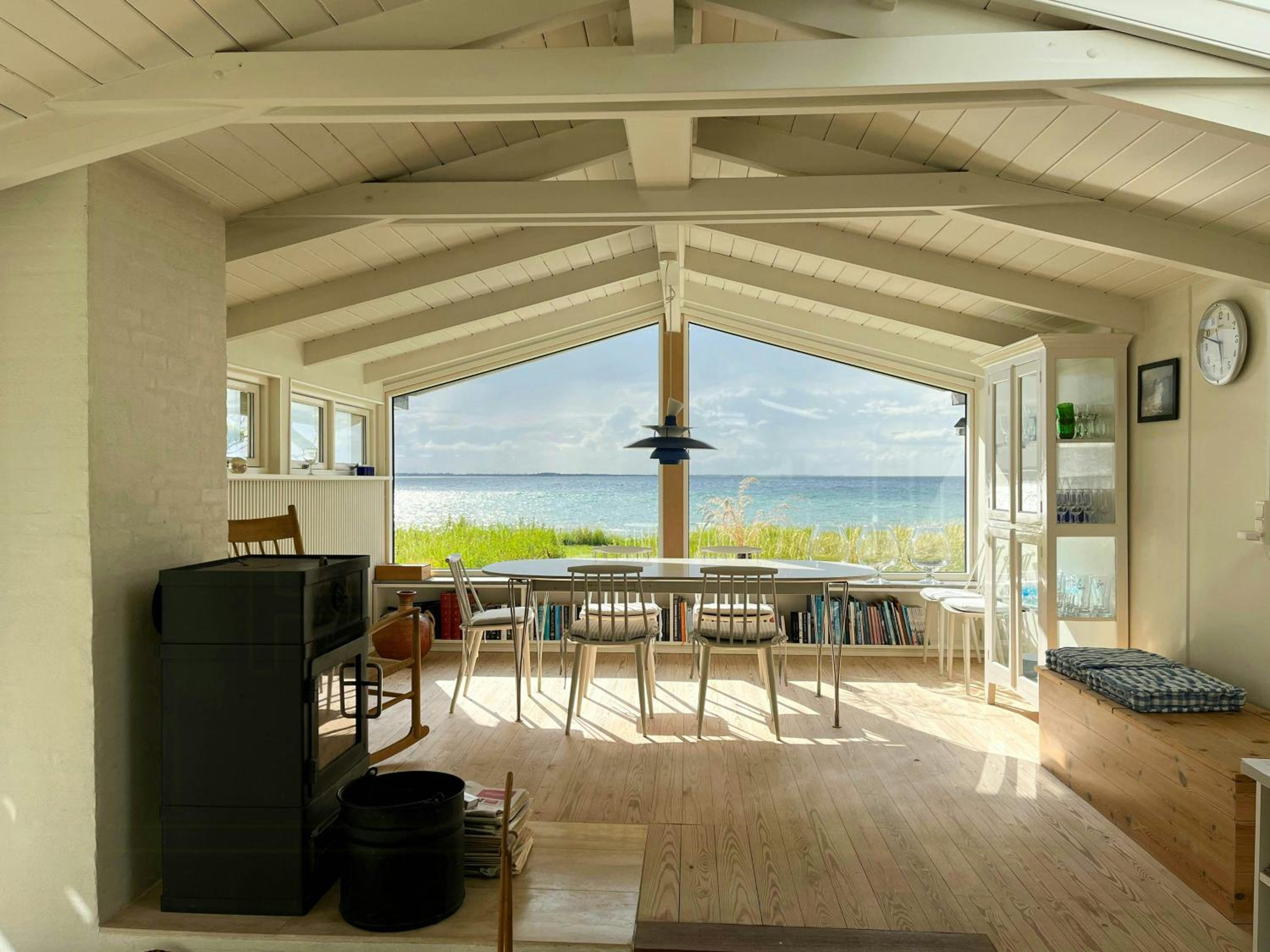 Four-Bedroom Vacation Home photo 2