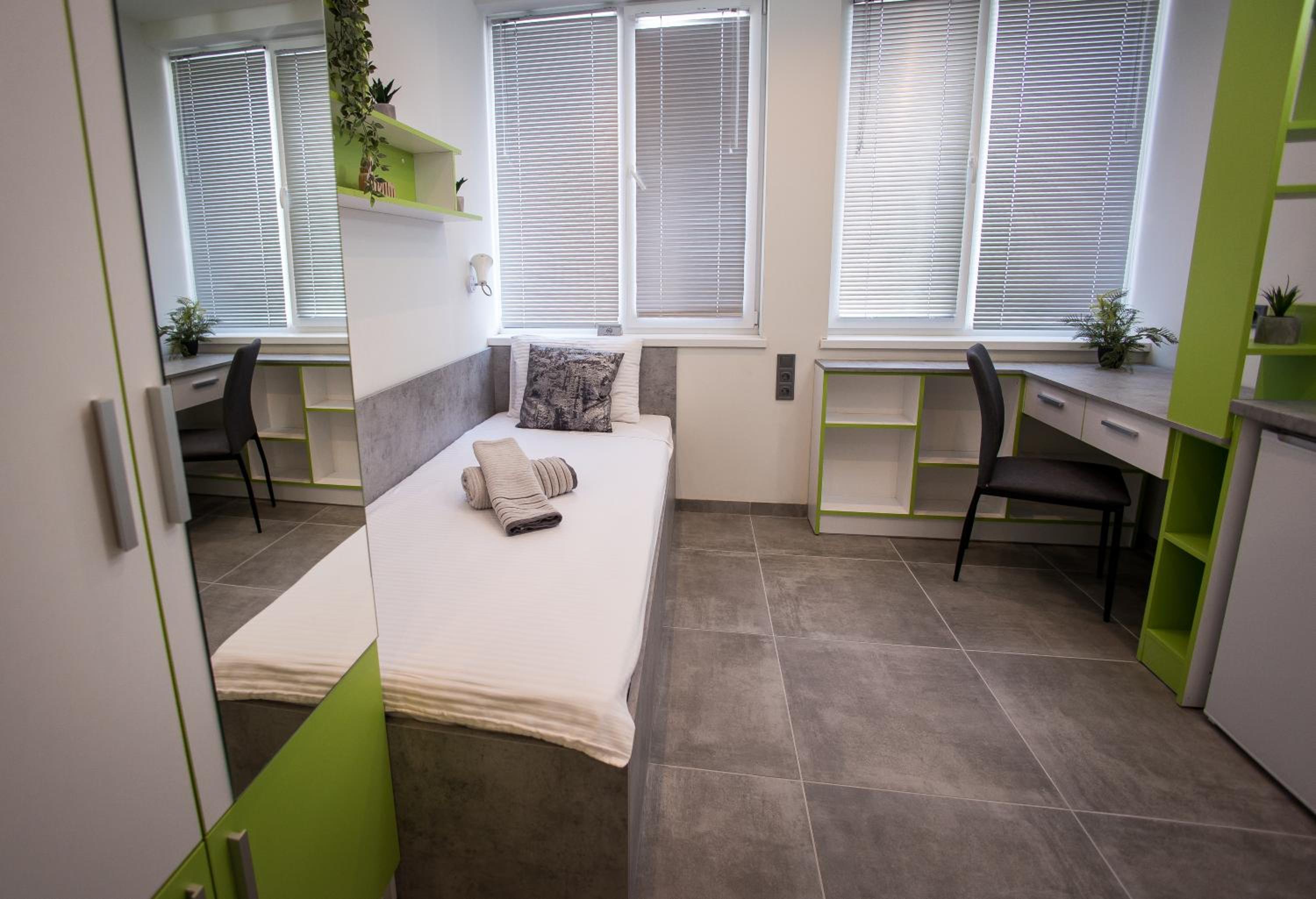 Economy Single Room