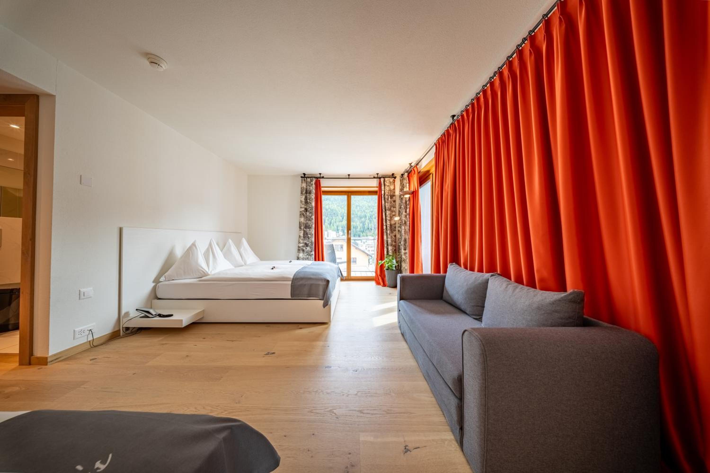 Apartment (4 adults + 1 child)