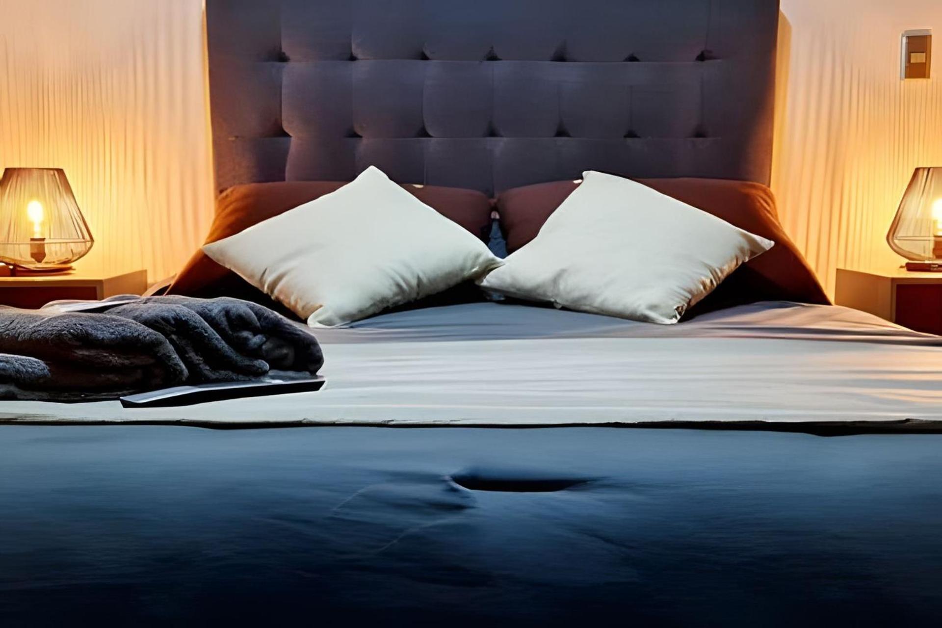 One-Bedroom Apartment with City View photo 1