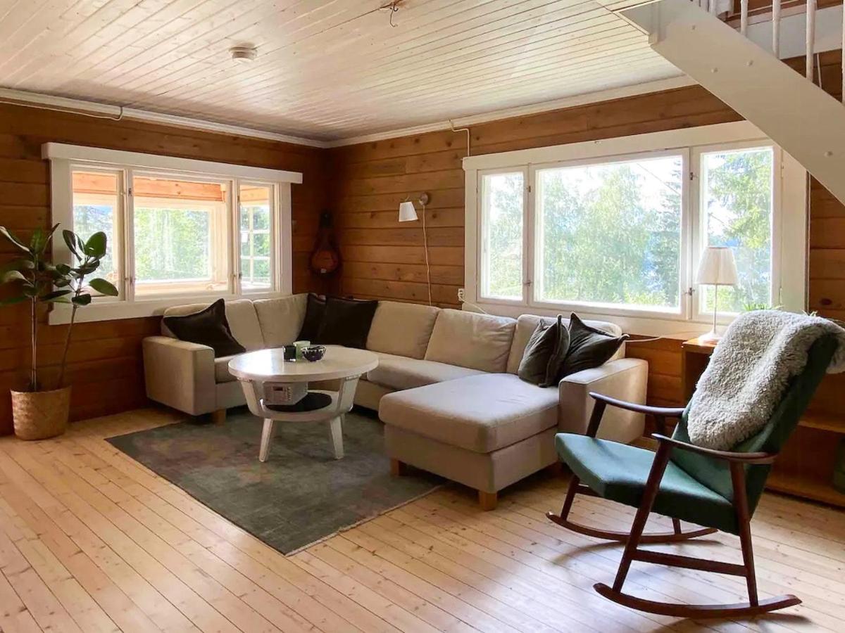 Four-Bedroom Holiday Home photo 1