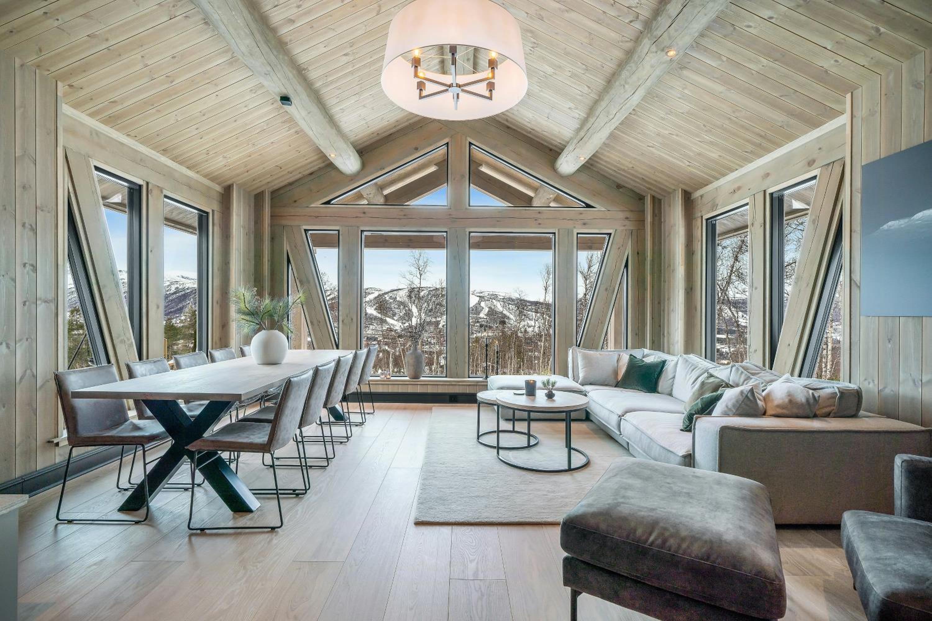 Three-Bedroom Vacation Home  photo 3
