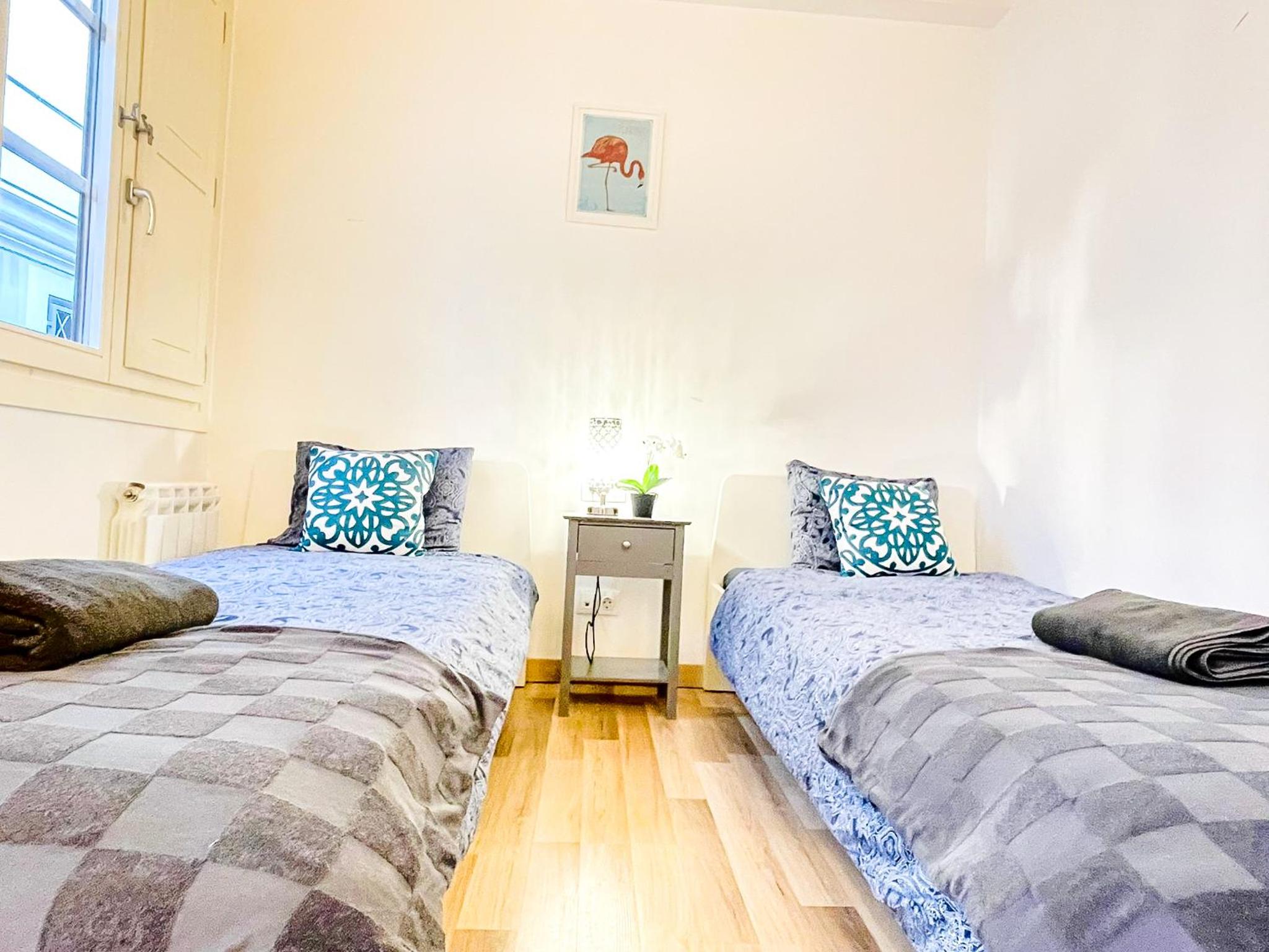 Twin Room With Shared Bathroom photo 2
