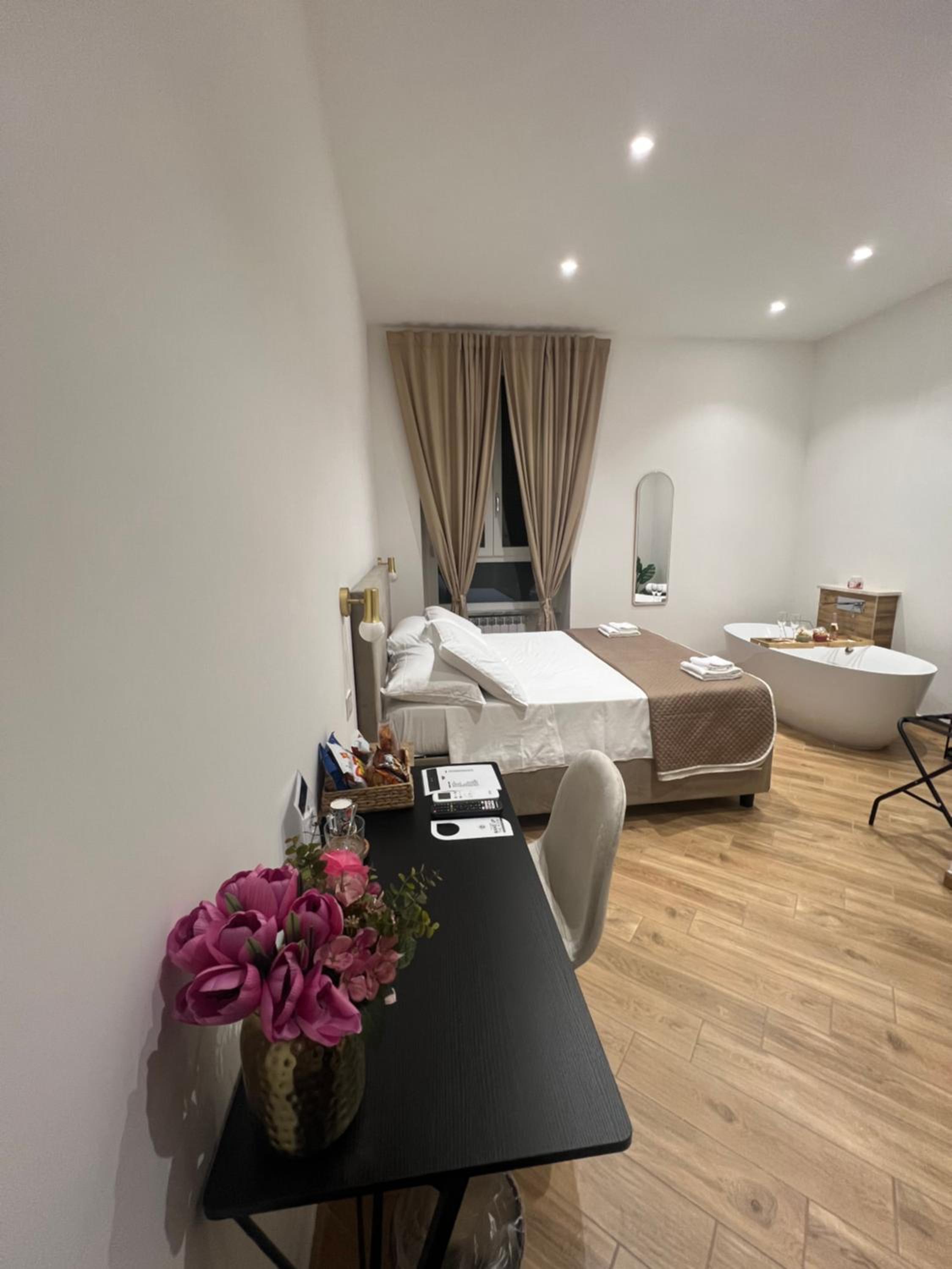豪华双人浴室客房