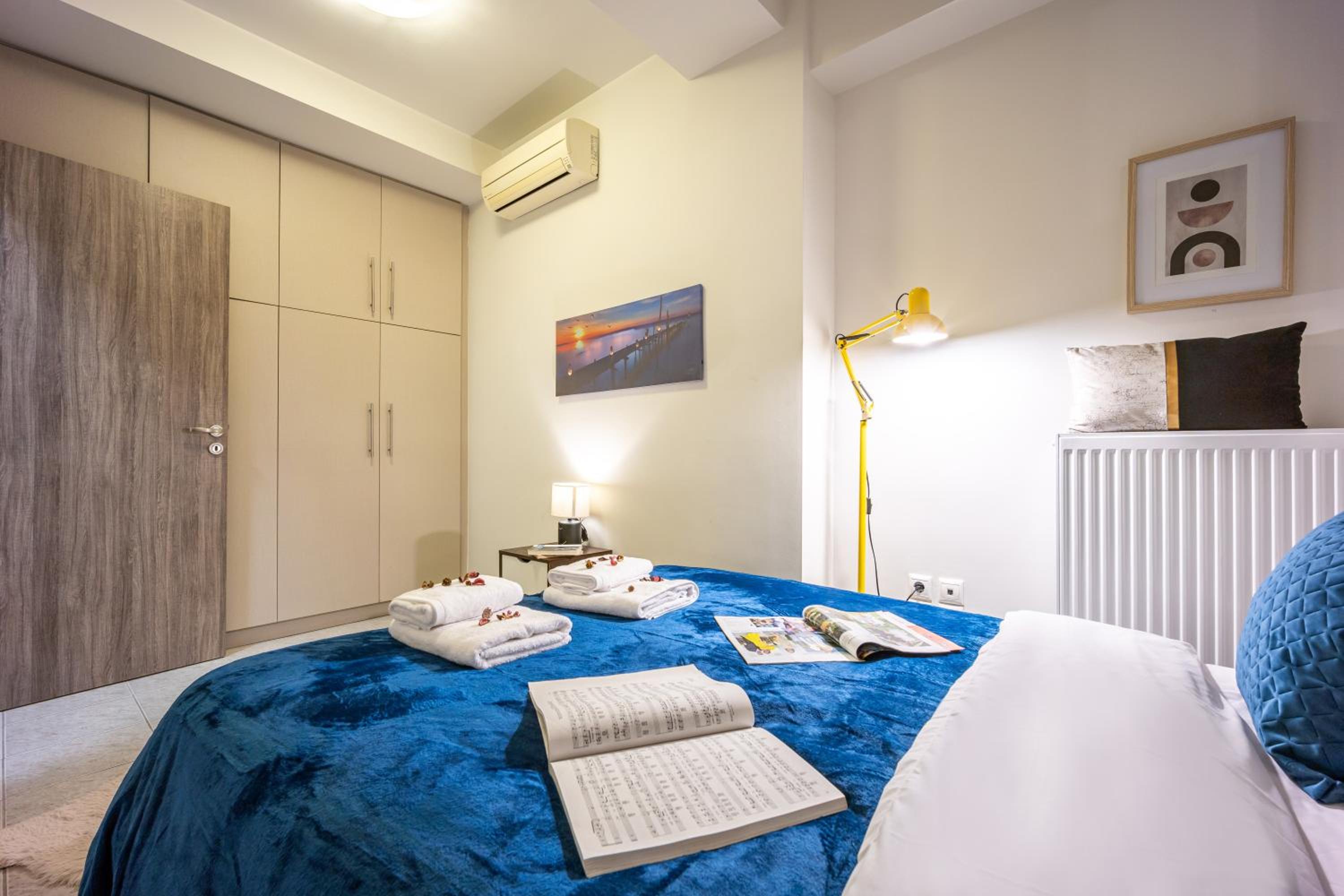 Two-Bedroom Apartment with Balcony photo 2