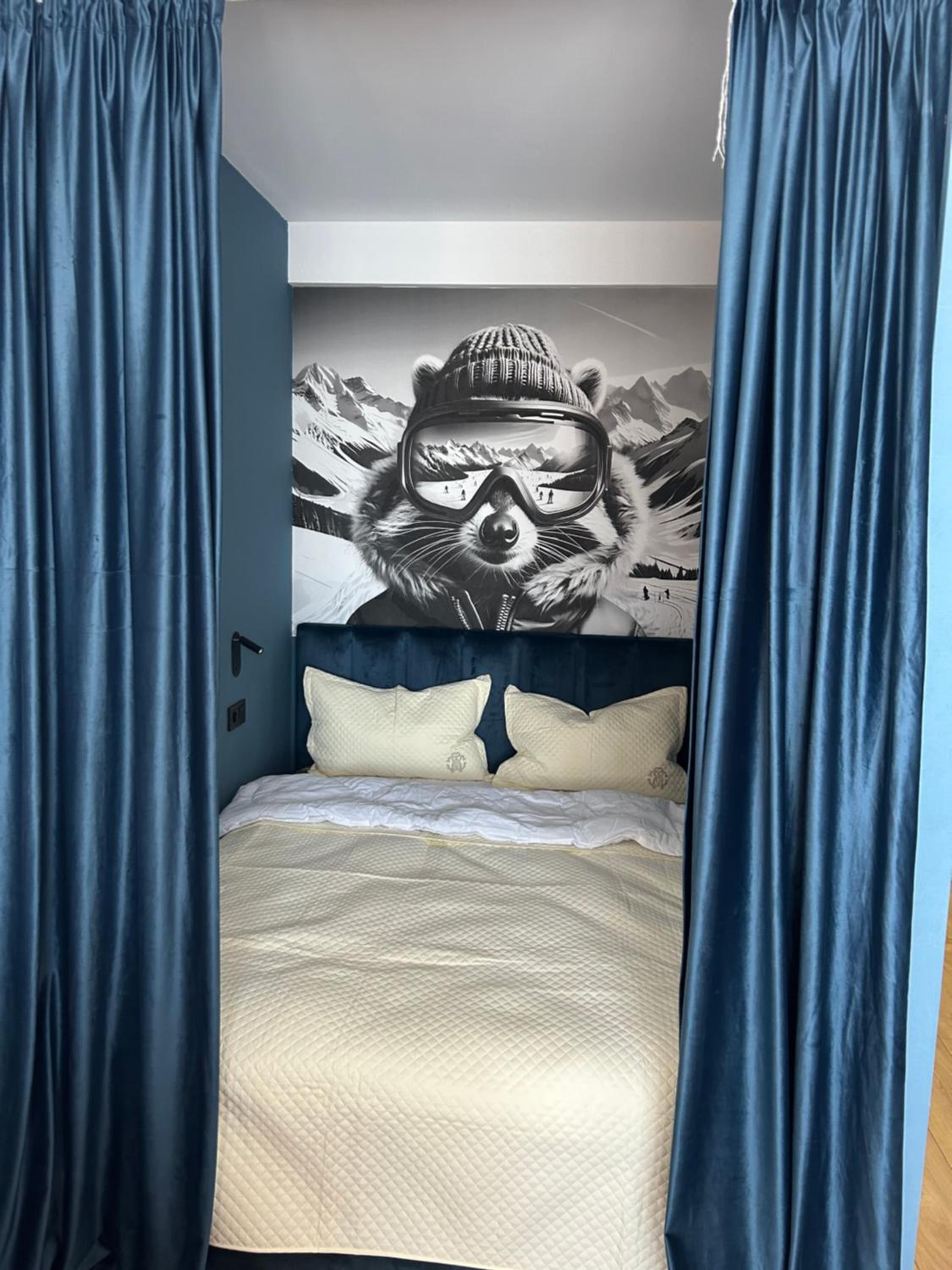 One-Bedroom Apartment with Balcony photo 1