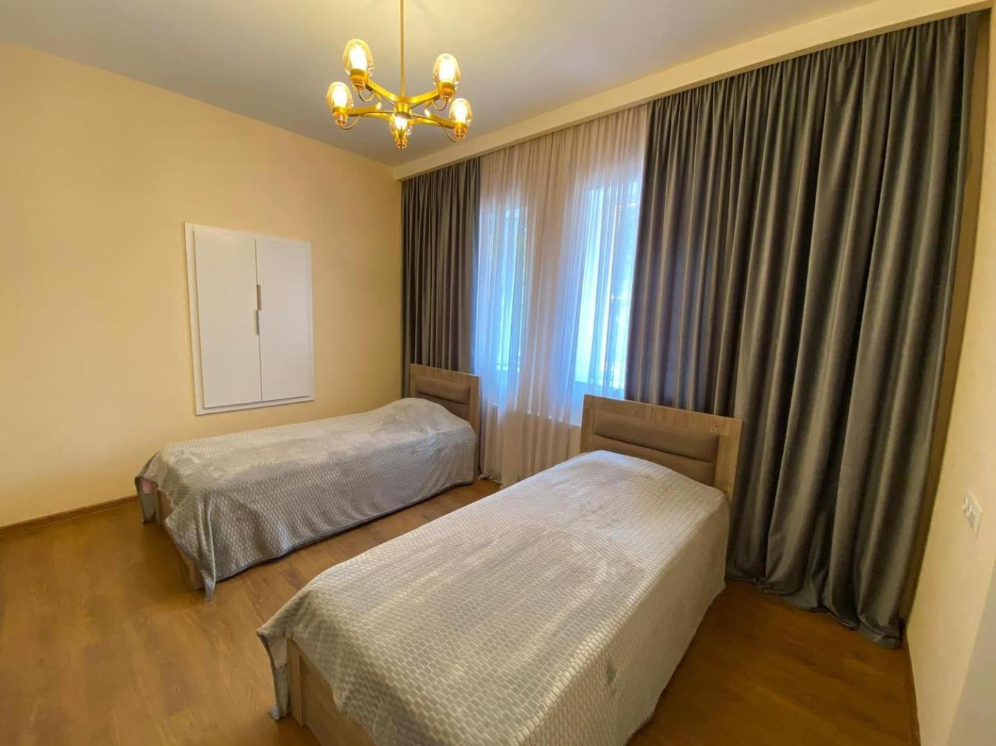 Three-Bedroom Vacation Home  photo 1