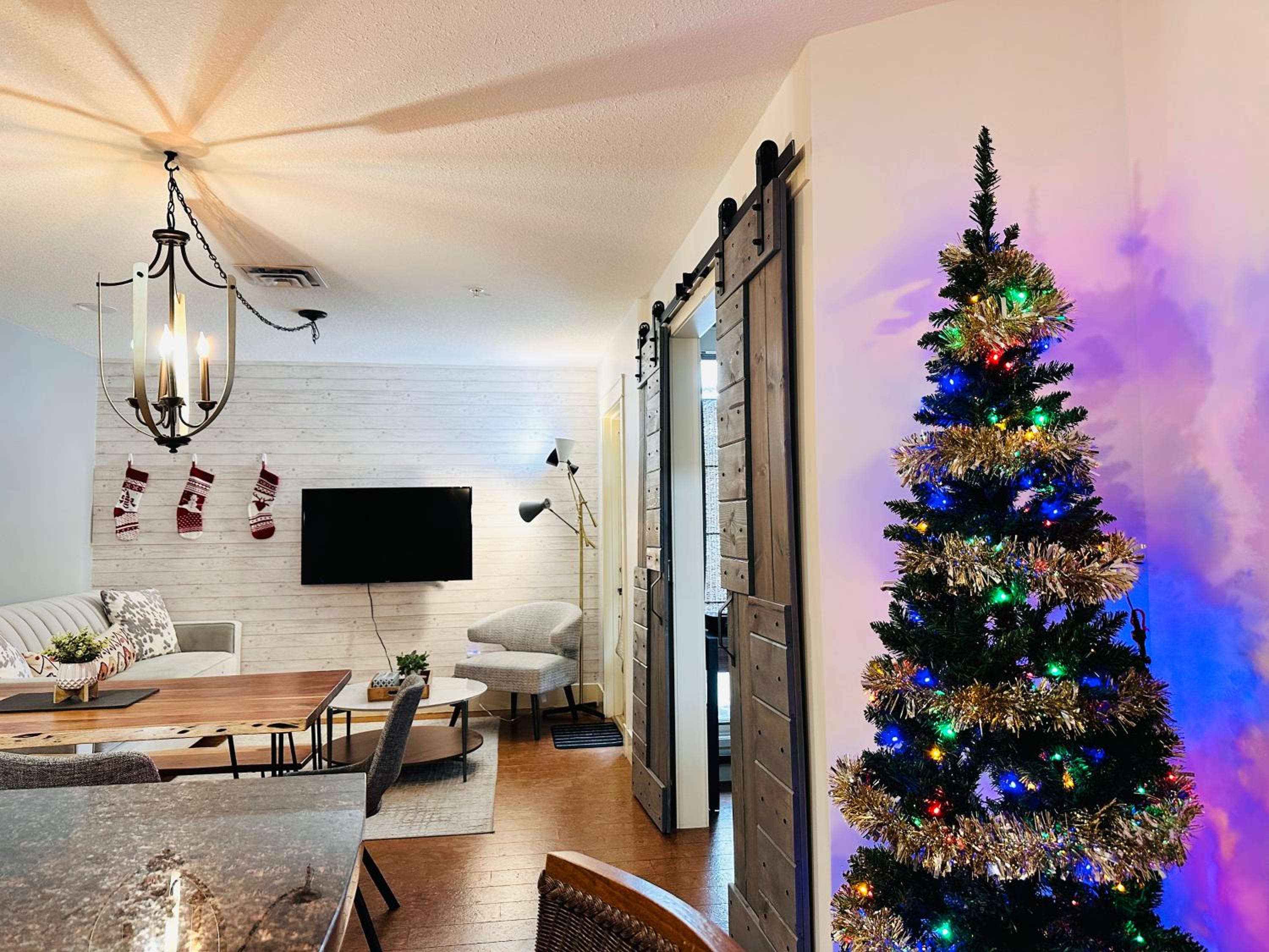 Two-Bedroom Deluxe Apartment photo 1
