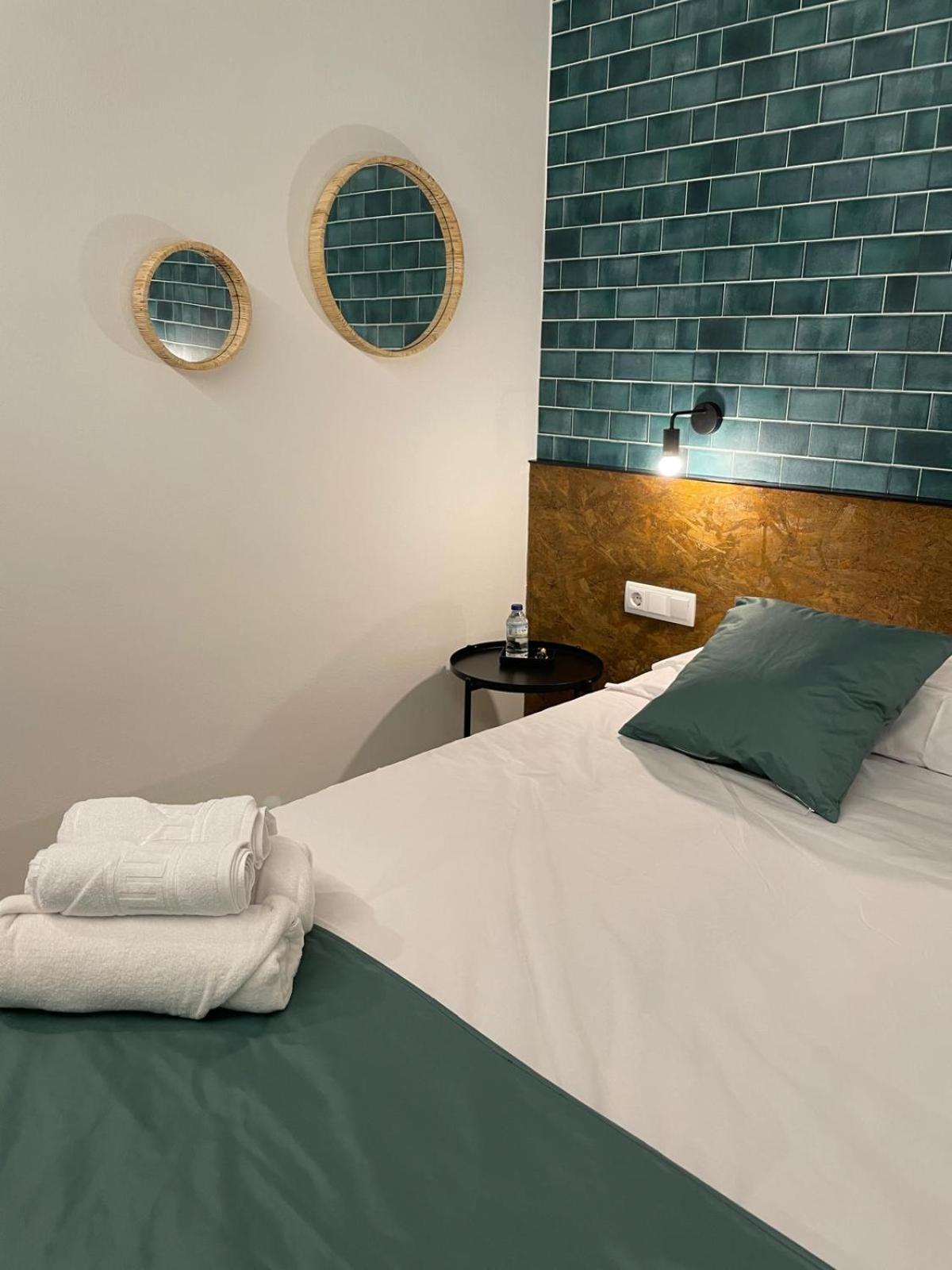 Double Room - Photo 6