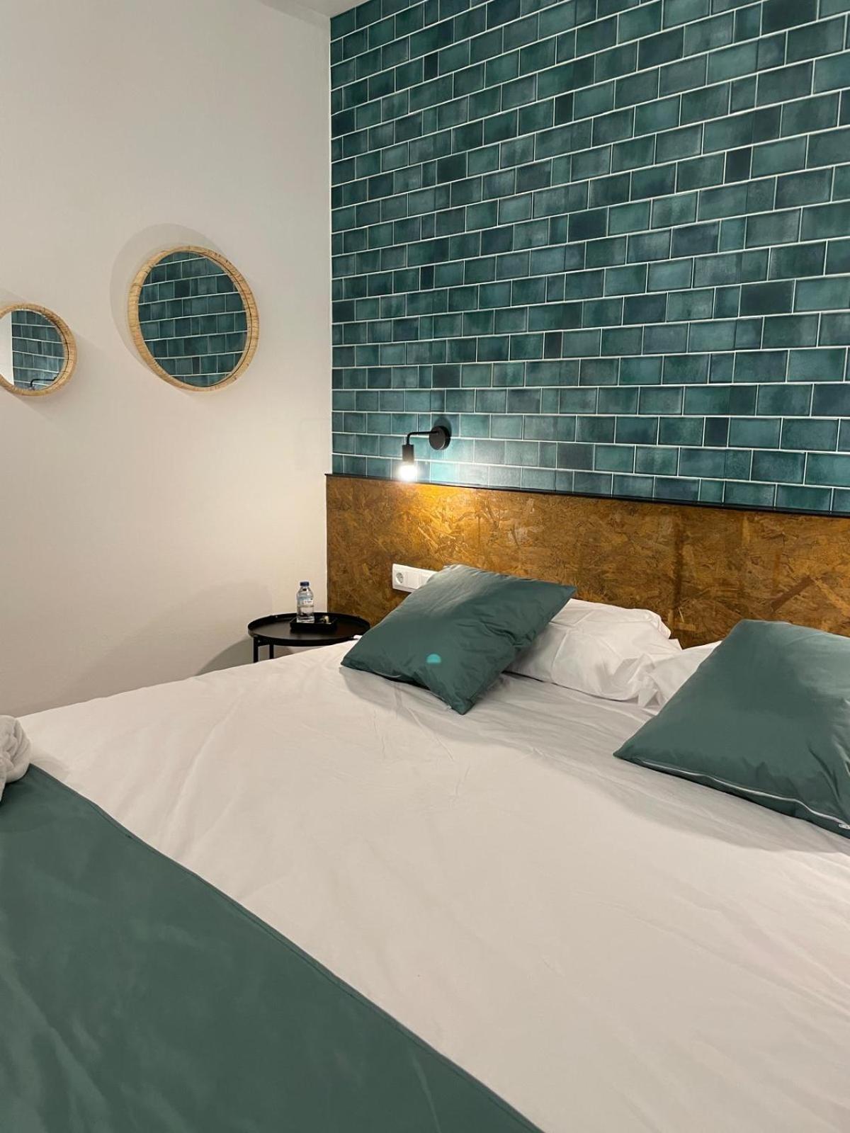 Double Room - Photo 5