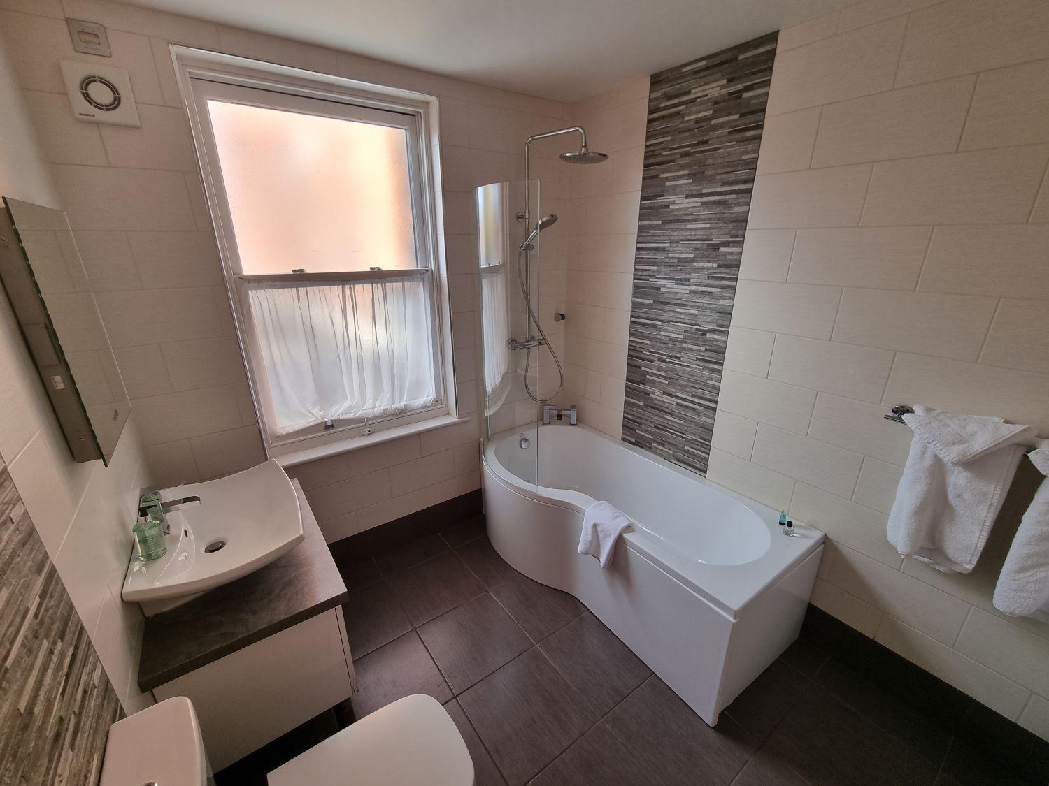 Family Room With Bathroom photo 2
