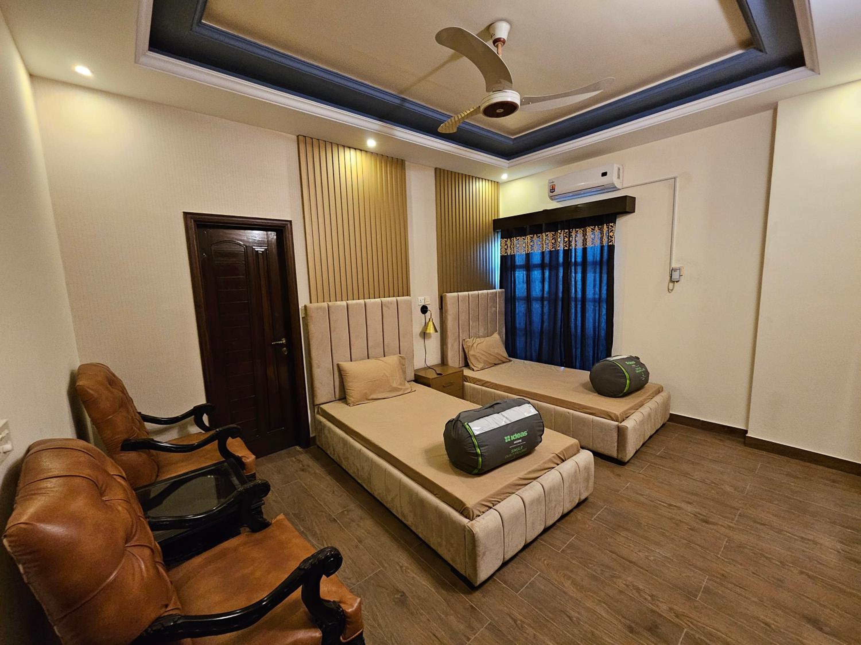 Deluxe Double Room With Bath