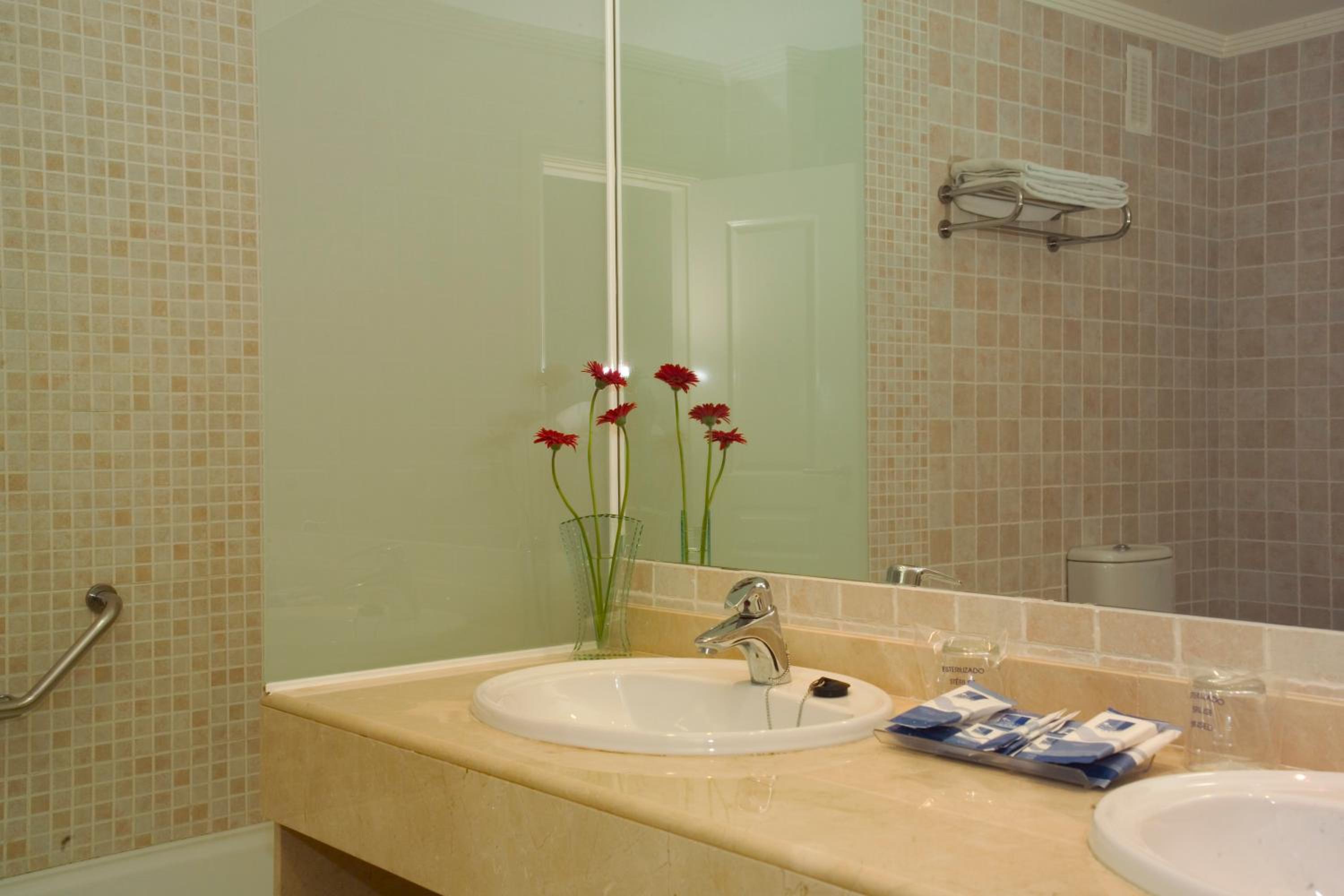 Junior Suite (2 Adults) photo 2